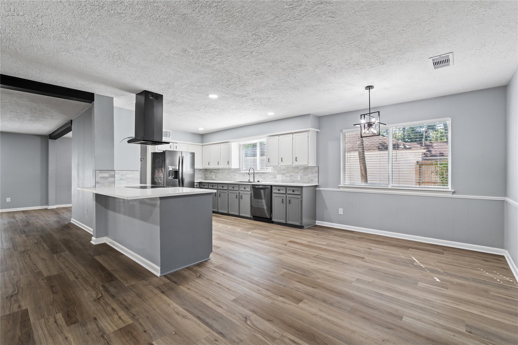 1119 Woodland Drive