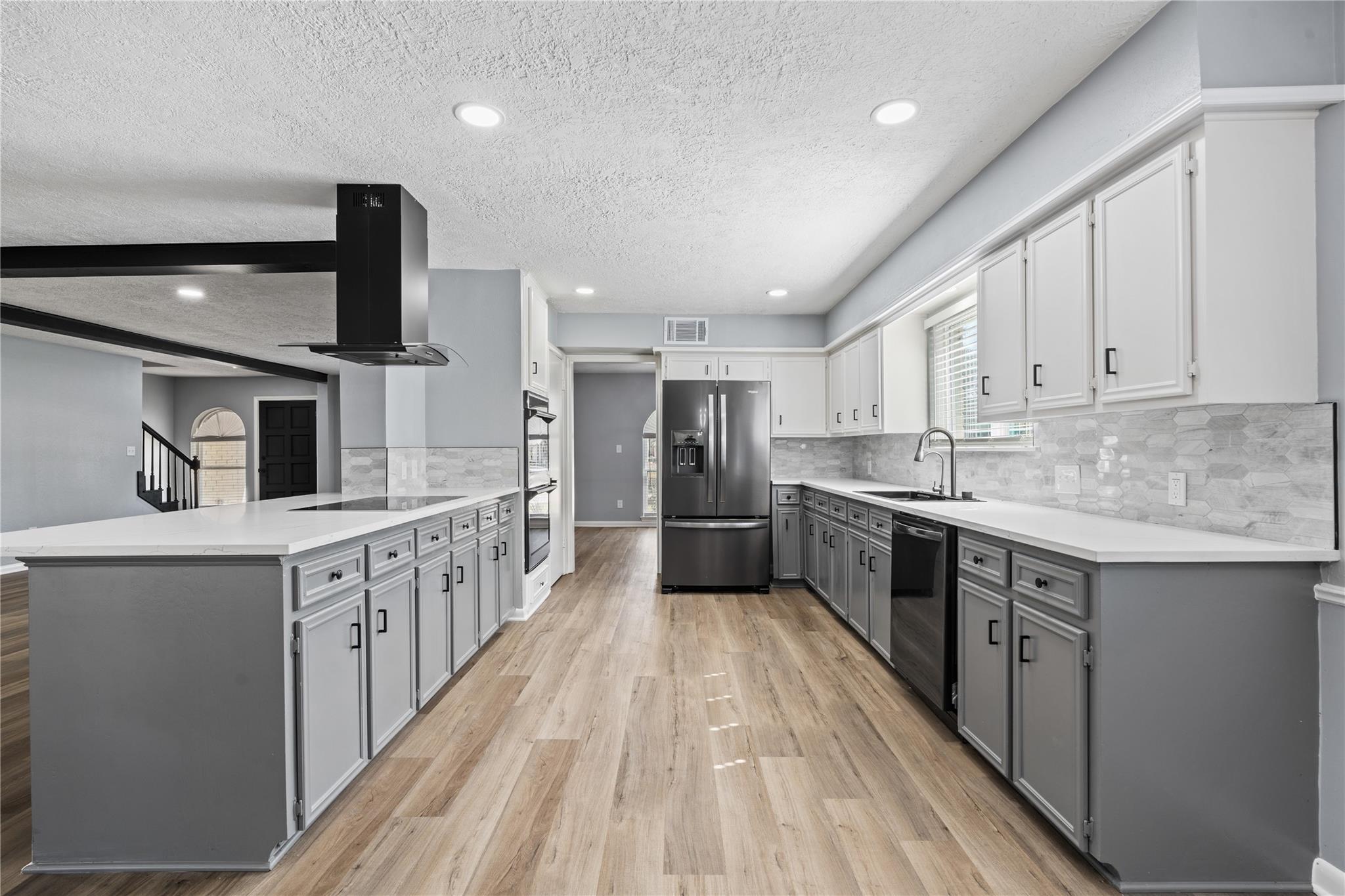 1119 Woodland Drive