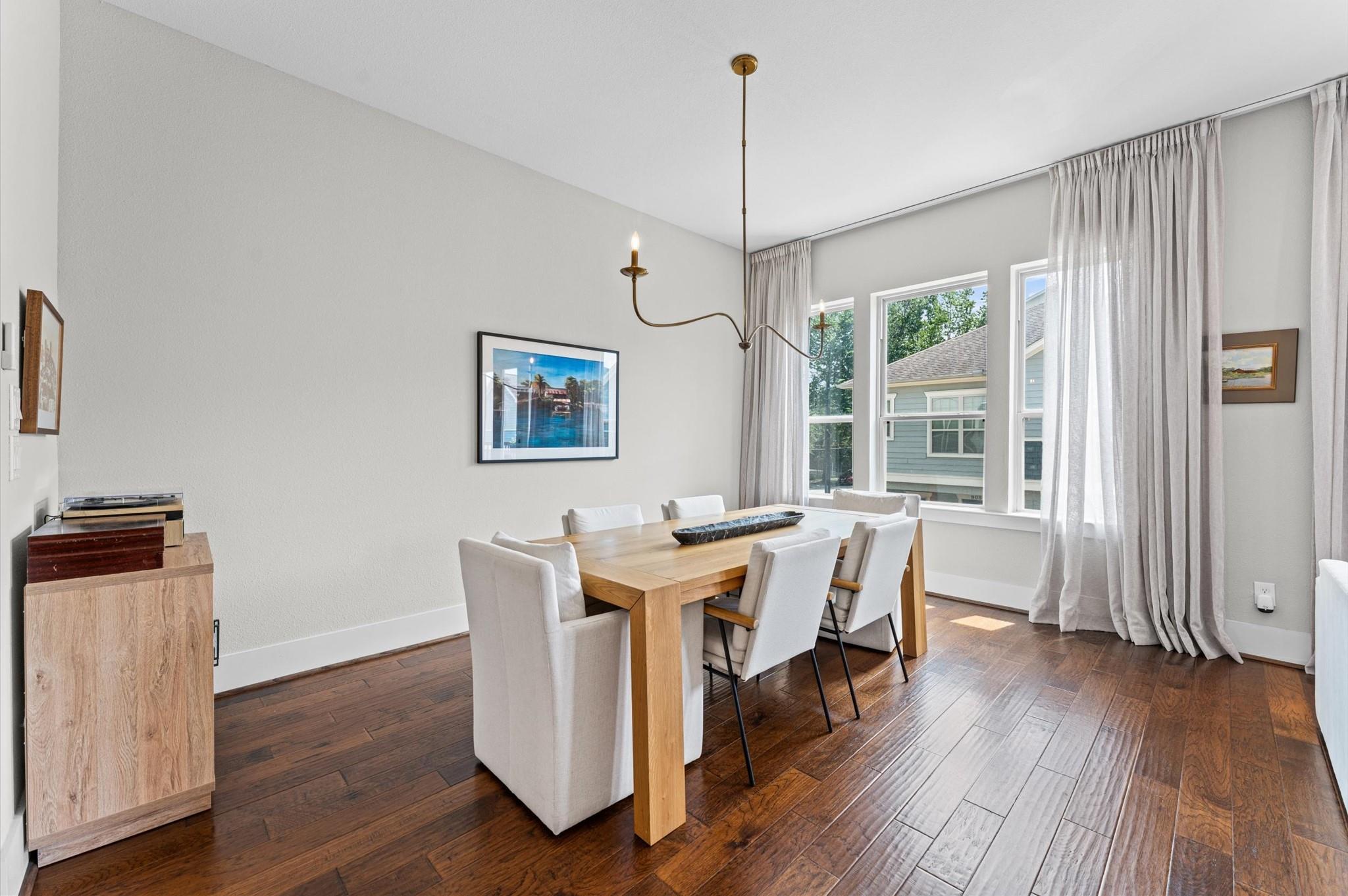 910 W 18th Street # B