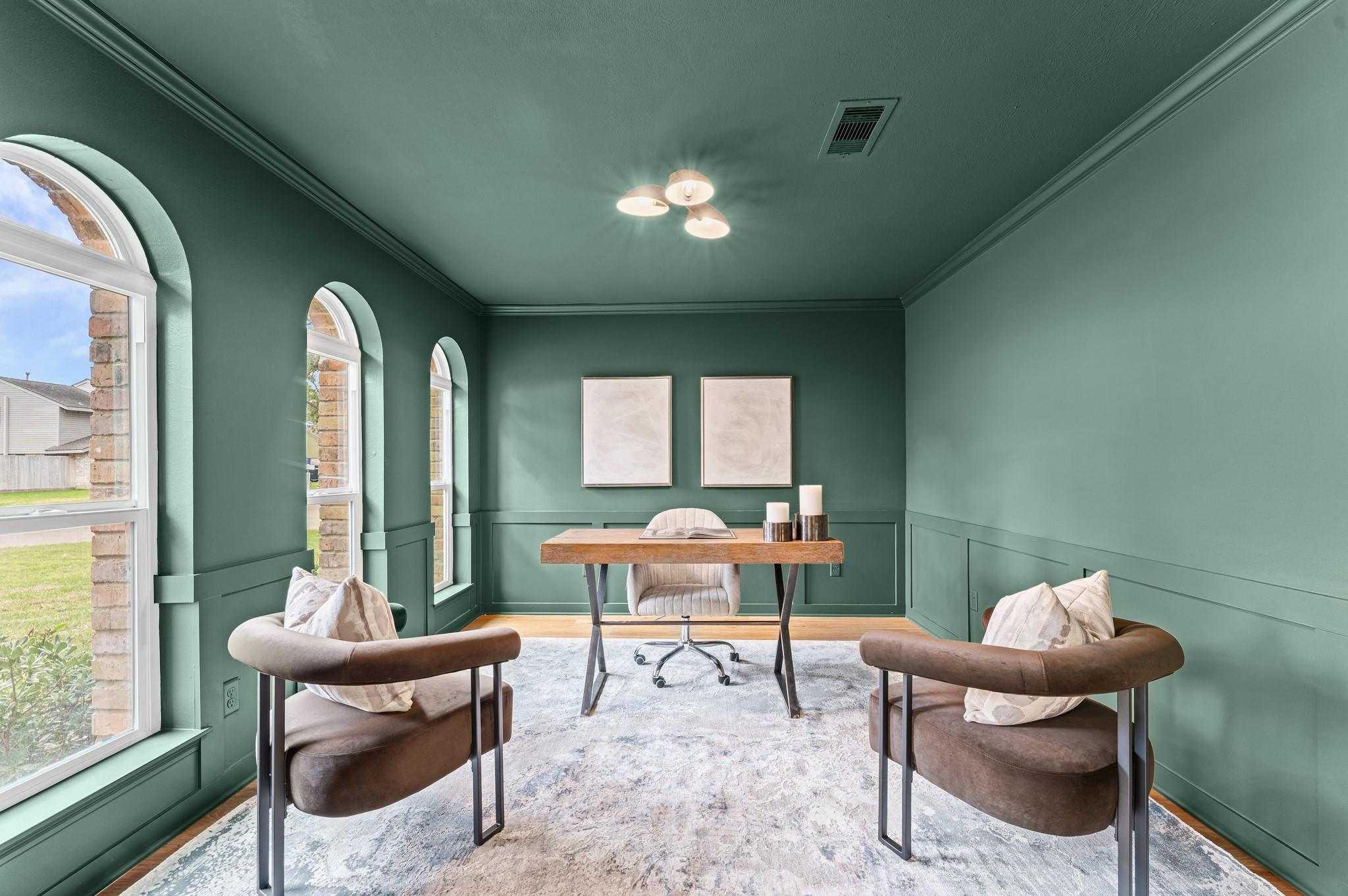 2630 Shadowdale Drive