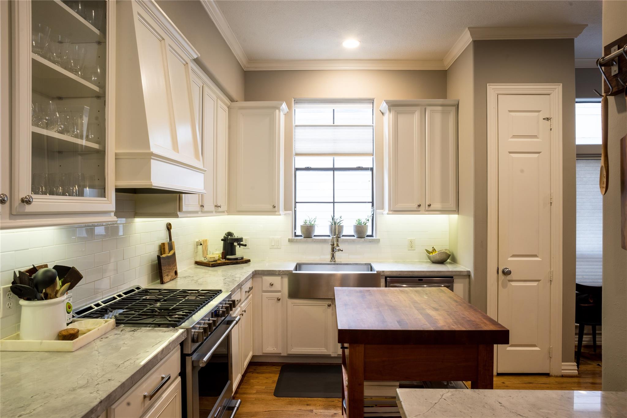 1611 Mcdonald Street