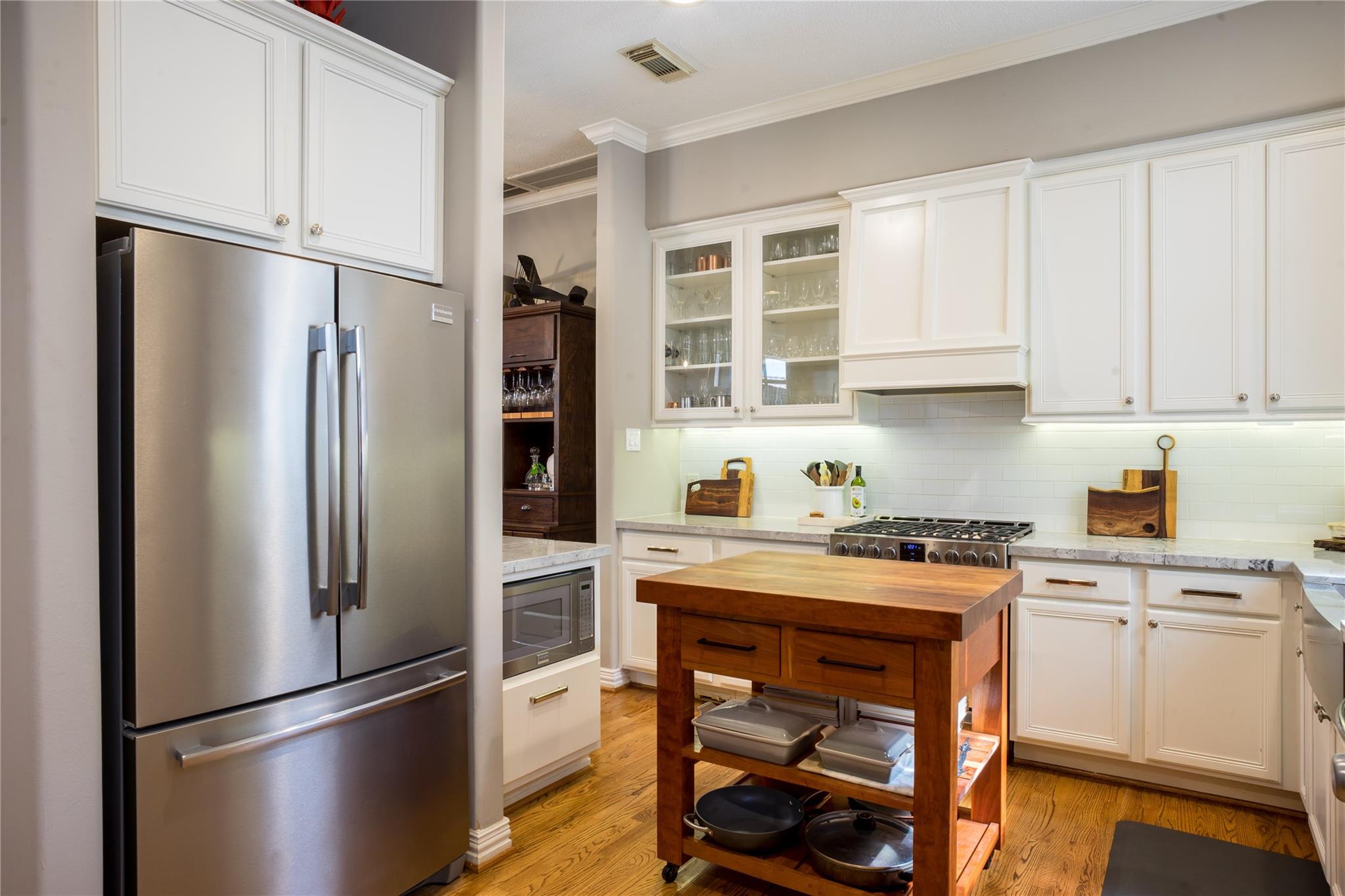 1611 Mcdonald Street