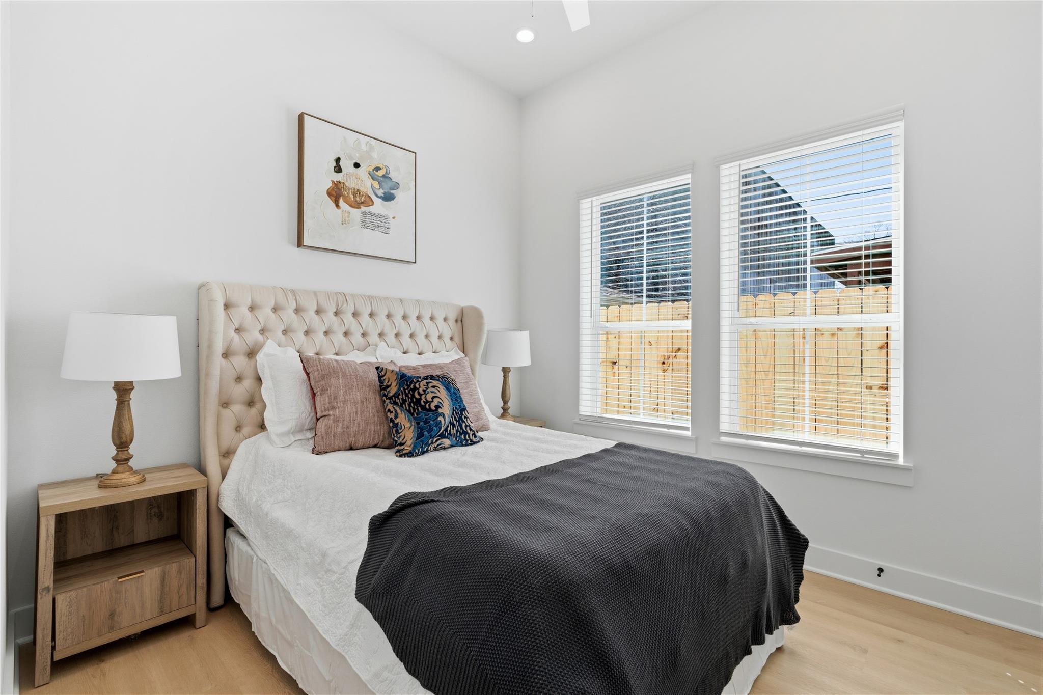 4608 Gunter Street Unit: A/B