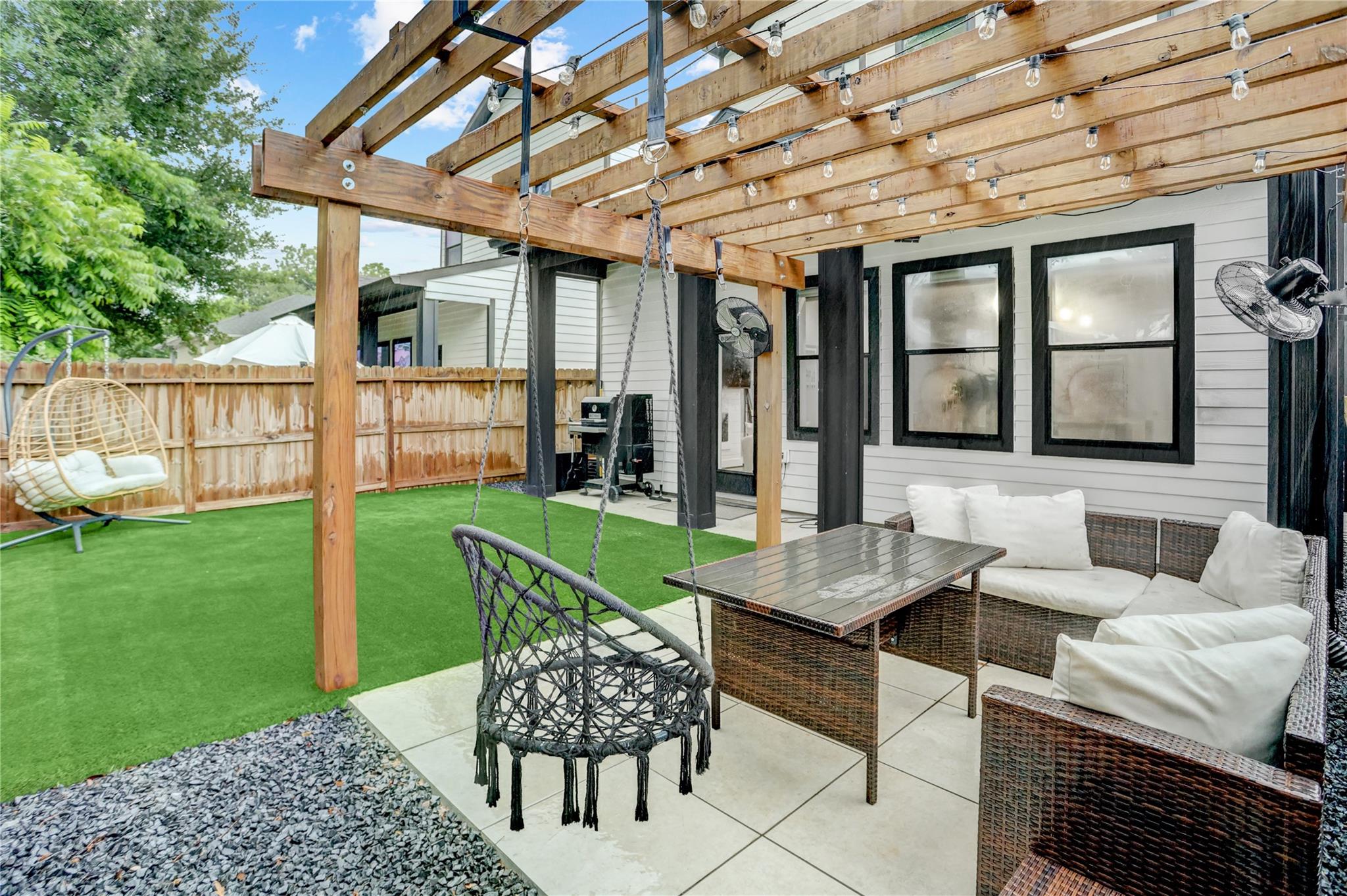 115 E 44th Street