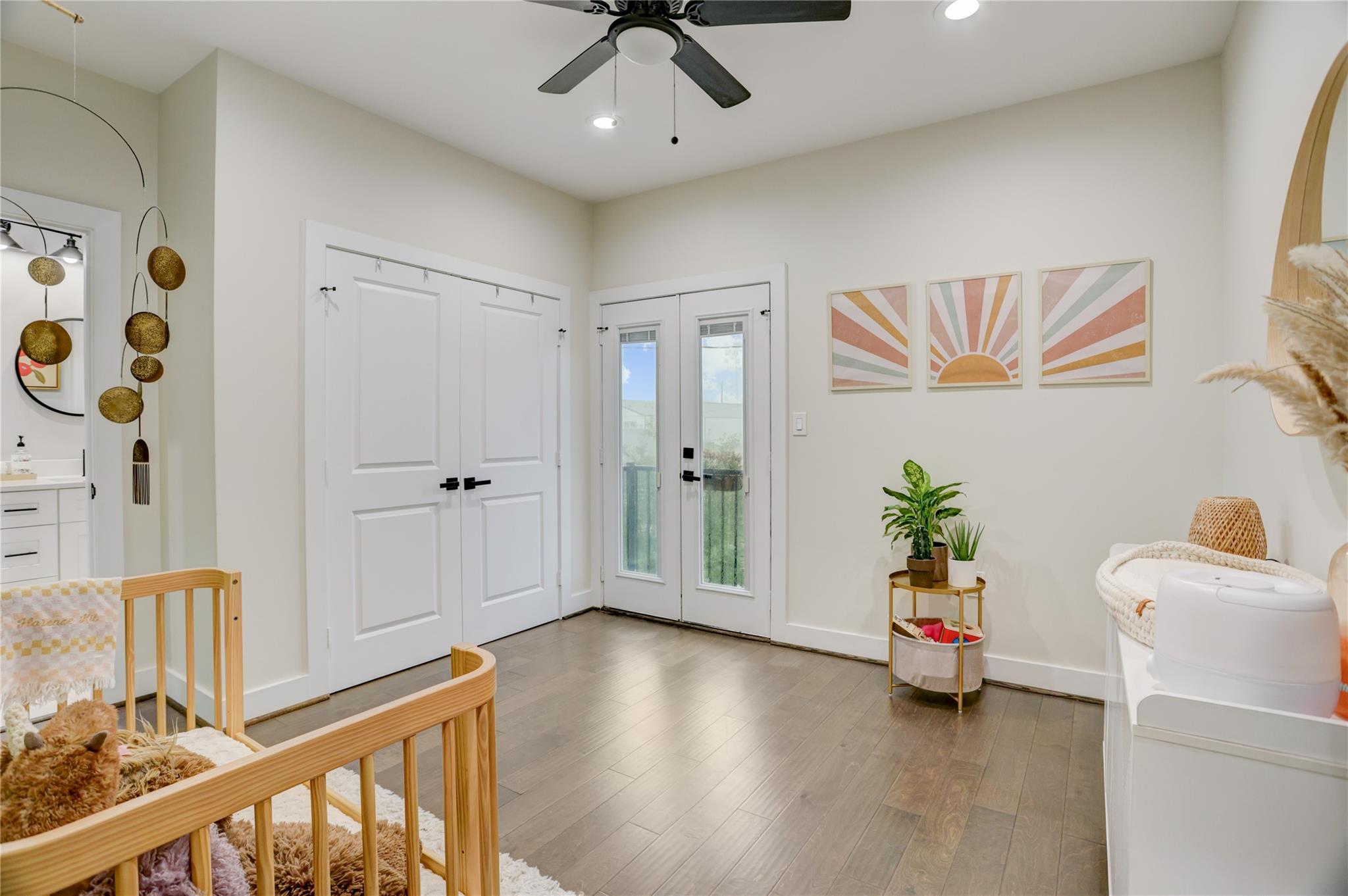 115 E 44th Street