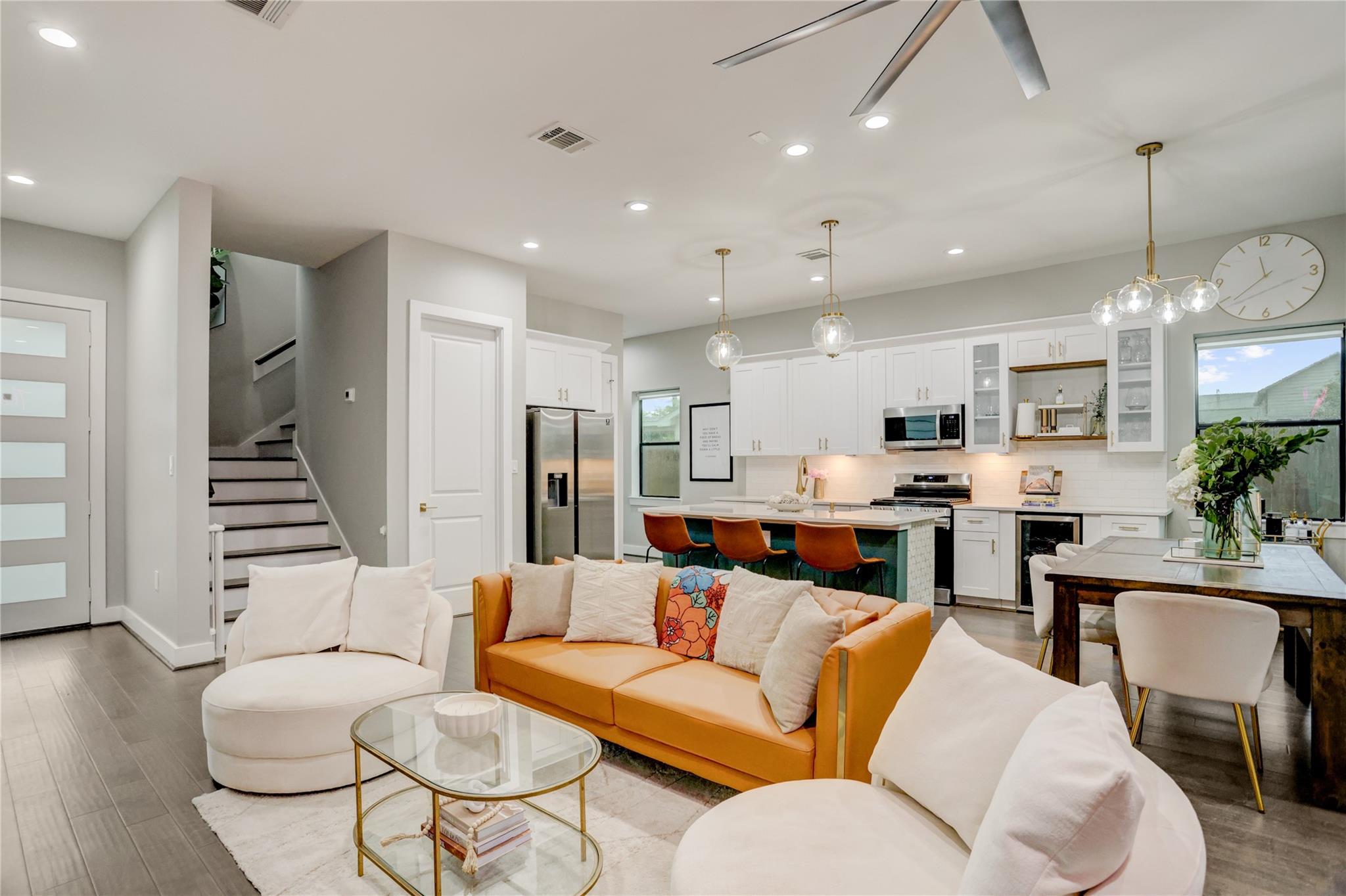 115 E 44th Street