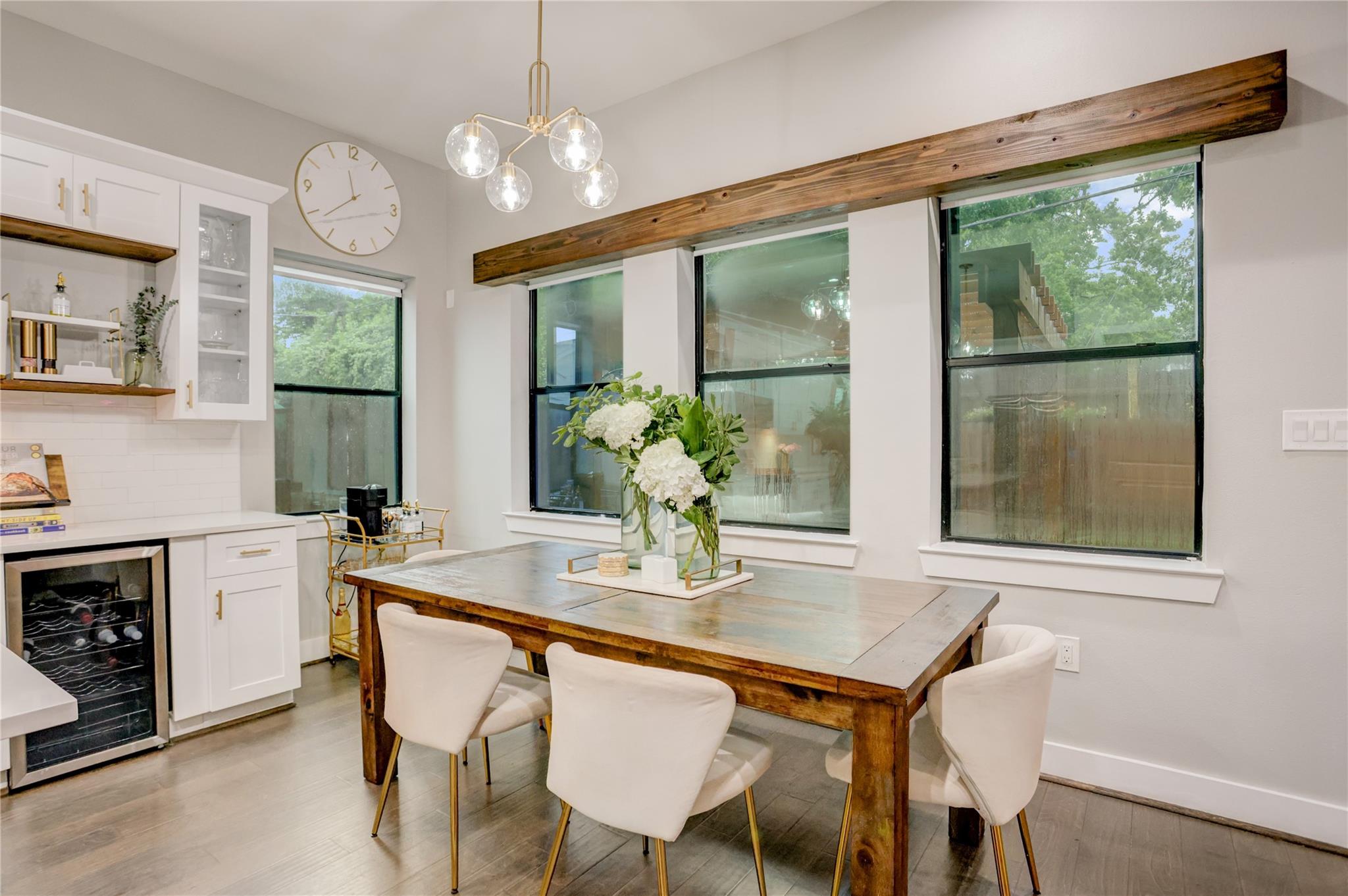 115 E 44th Street