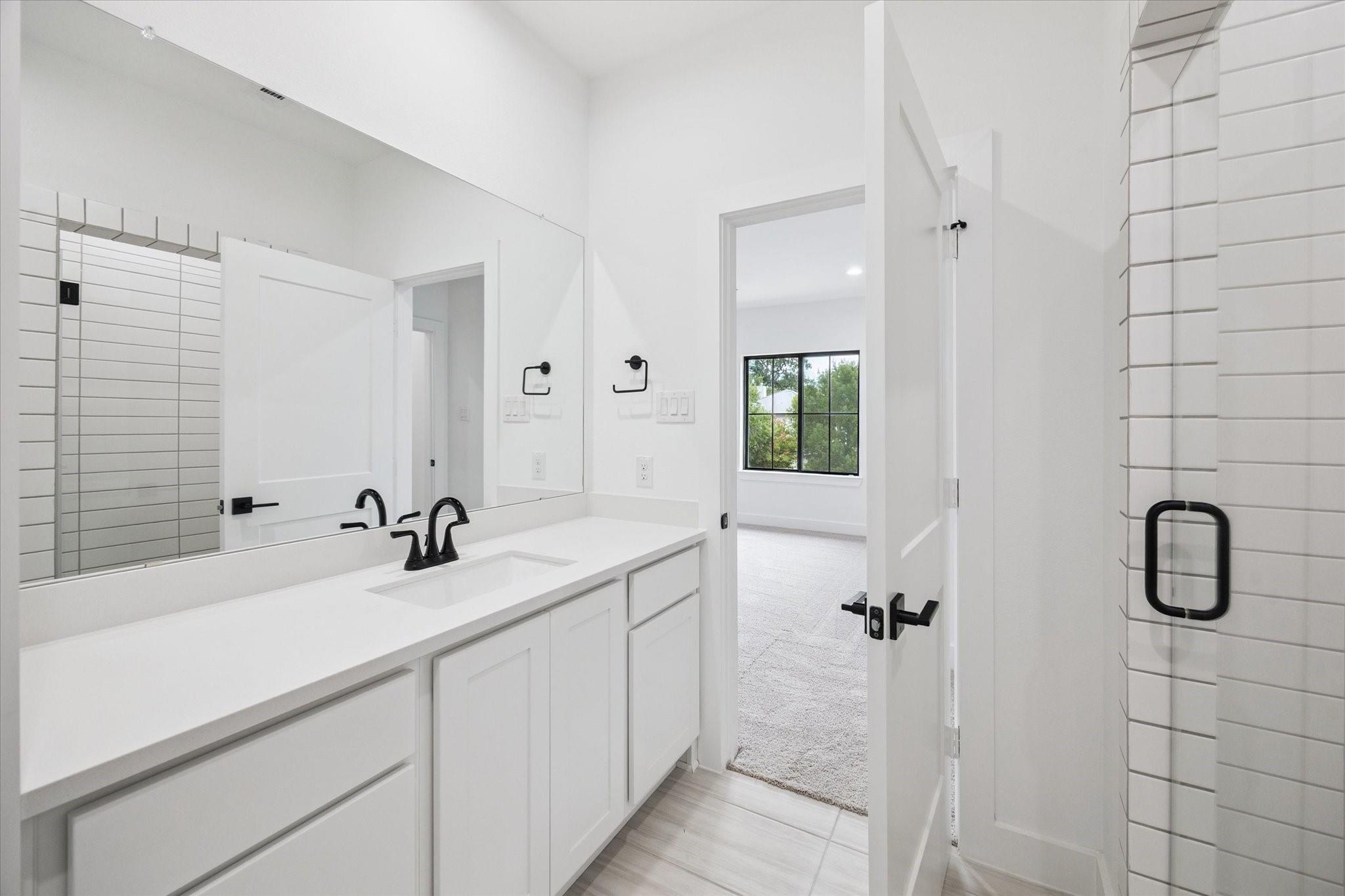 1201 Confederate Road, Houston