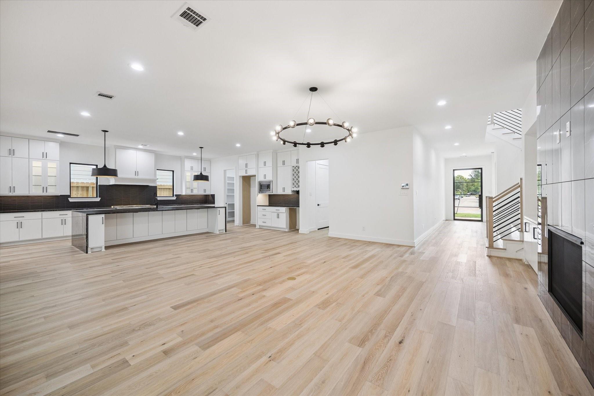 1201 Confederate Road, Houston