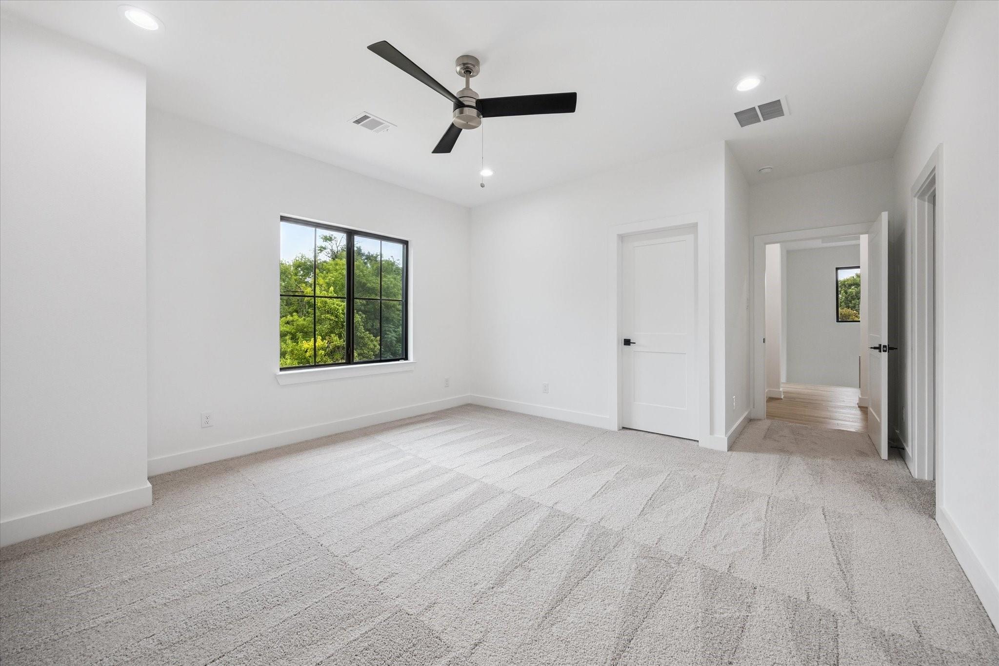1201 Confederate Road, Houston