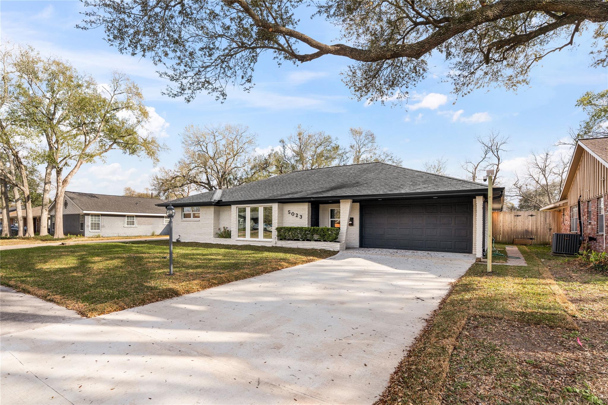 5023 Redstart Street