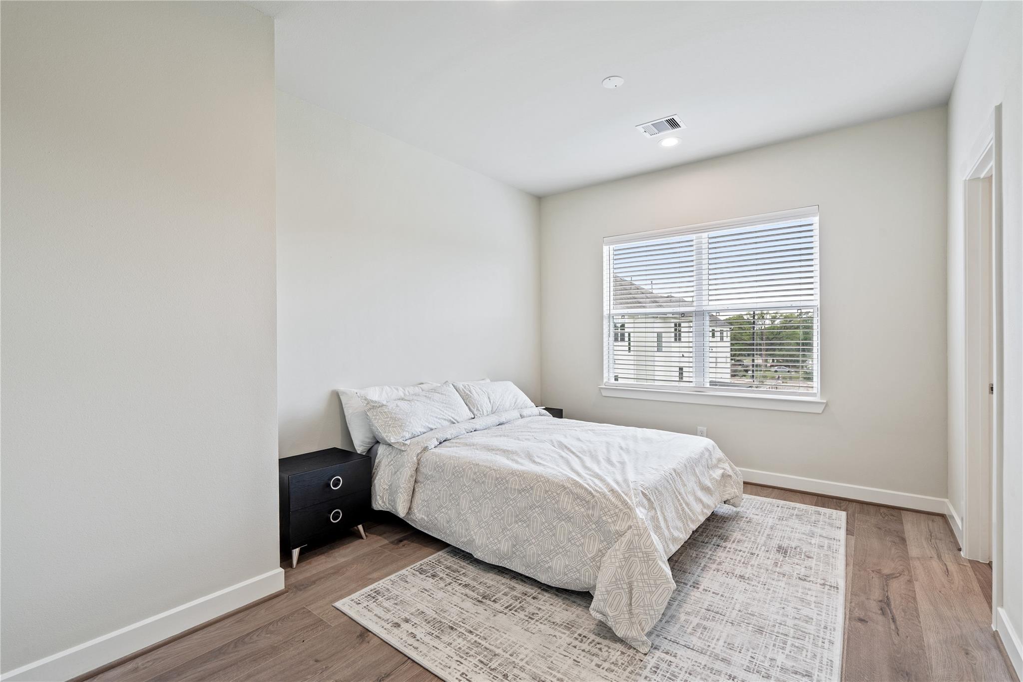 3916 Willowbend Point Drive