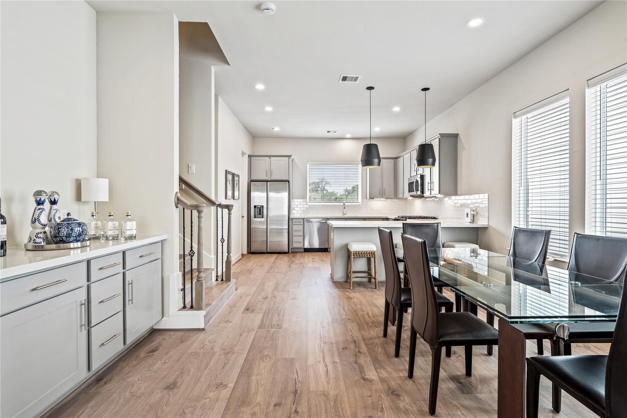 3916 Willowbend Point Drive