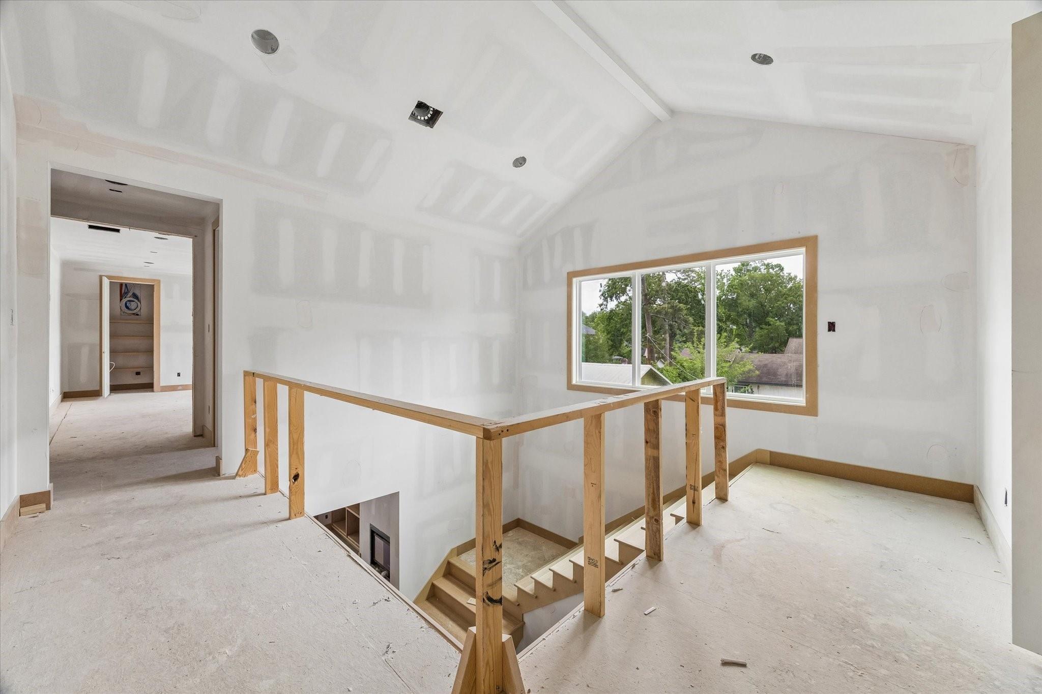 1050 W 42nd Street