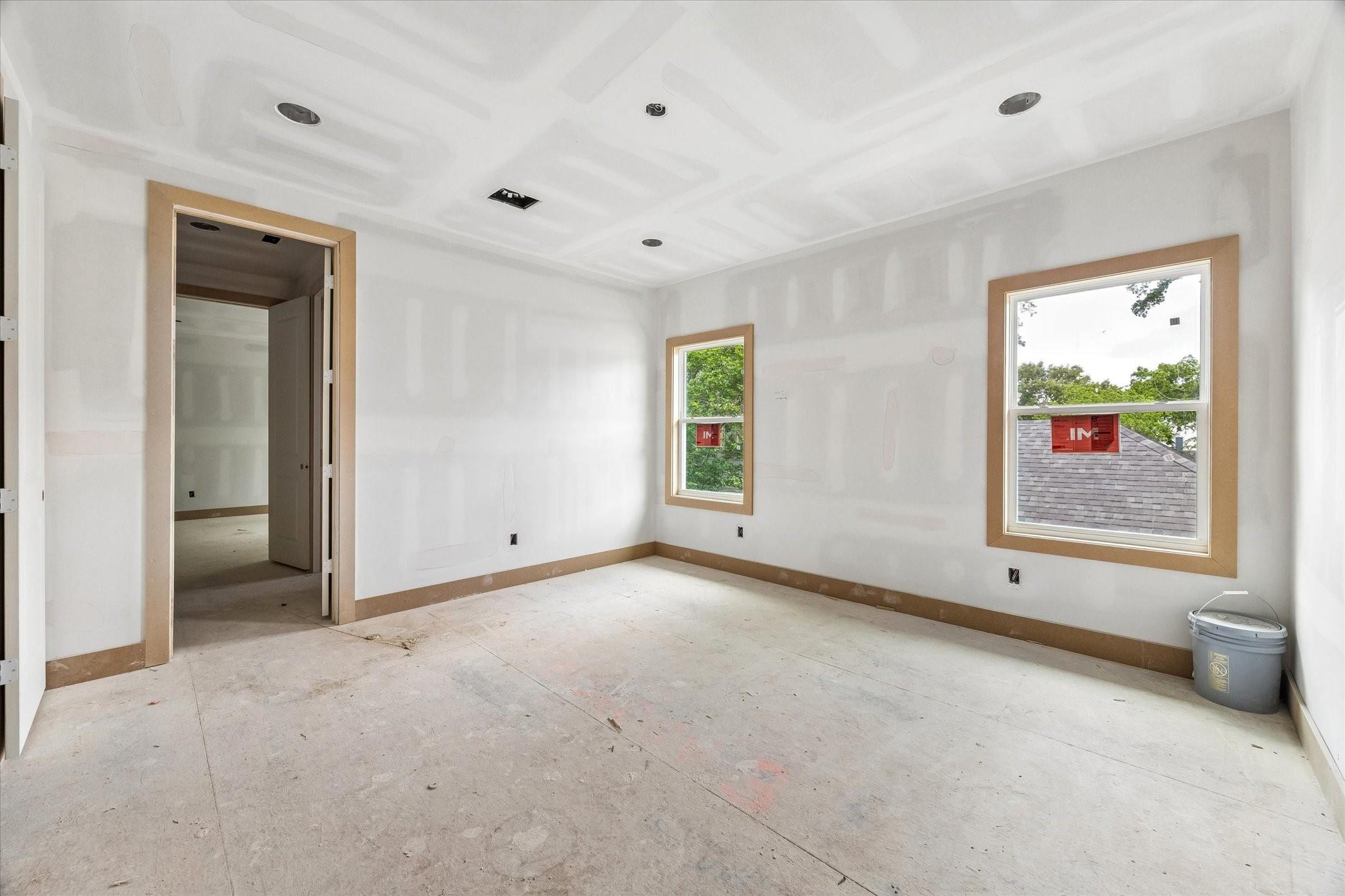 1050 W 42nd Street