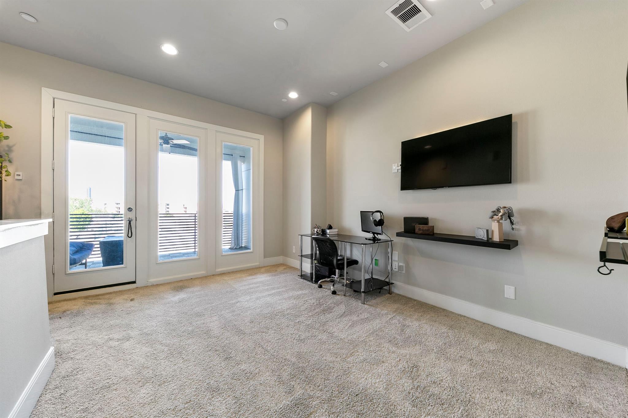 2412 Canal Street # J