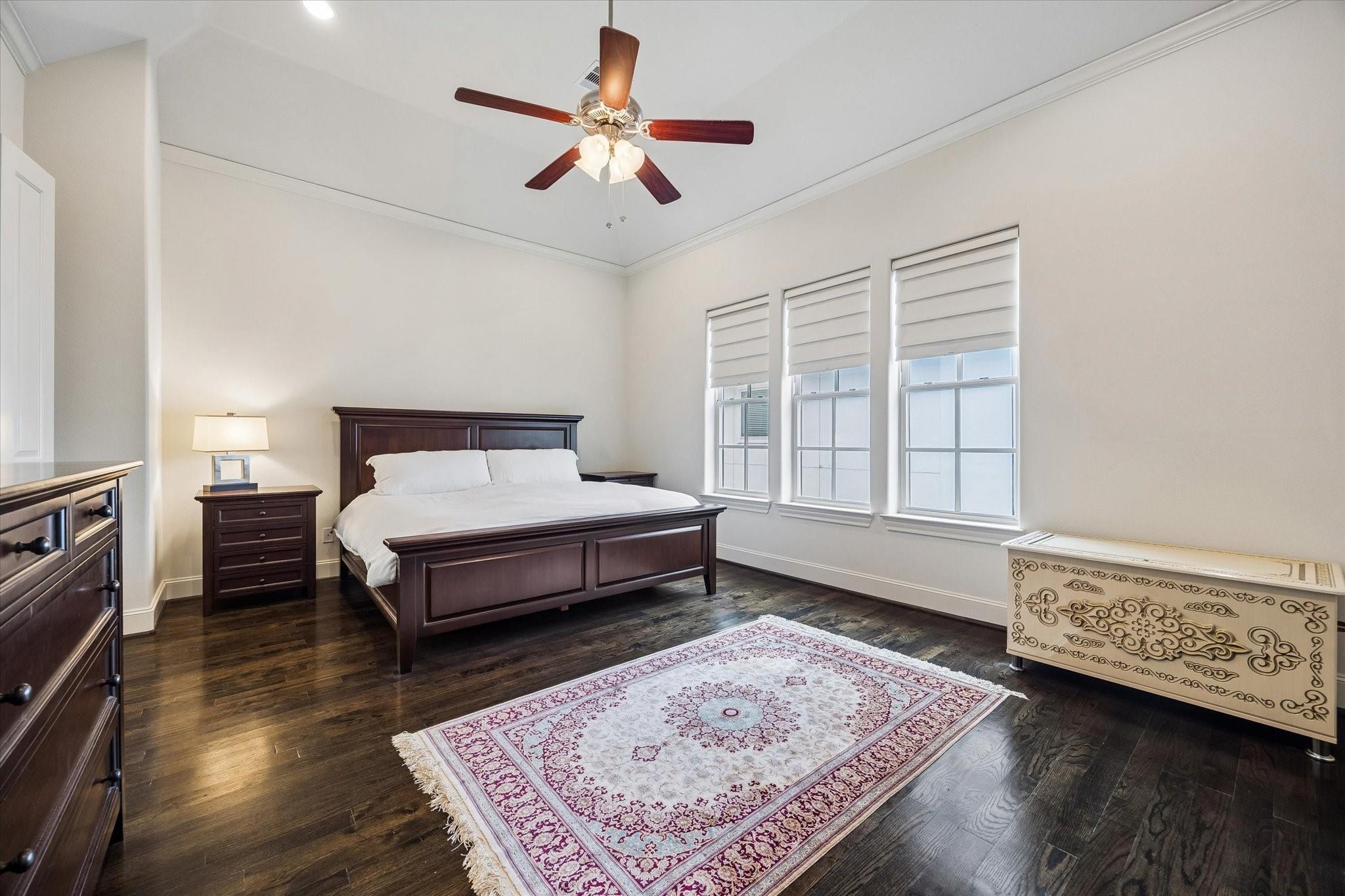 2725 Cohn Garden