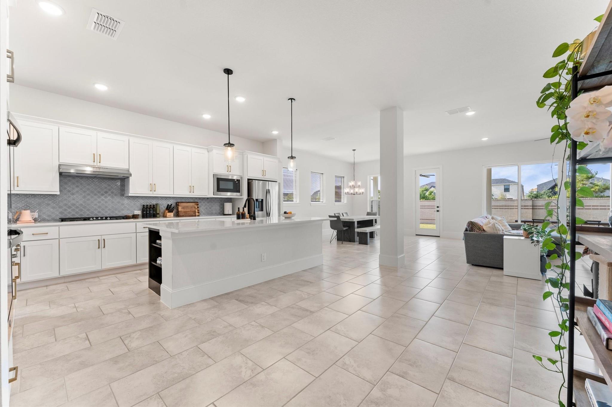 21506 Snake Herb Lane