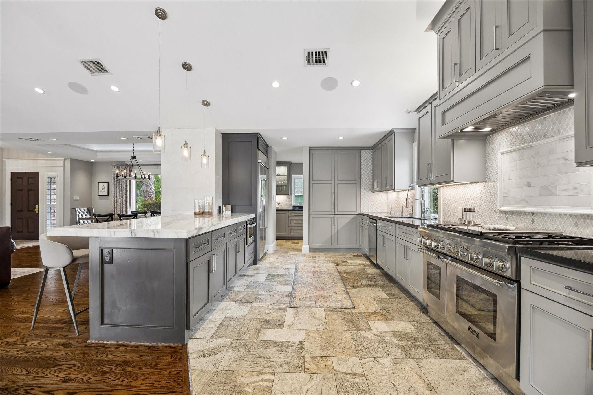 4615 Golf Drive