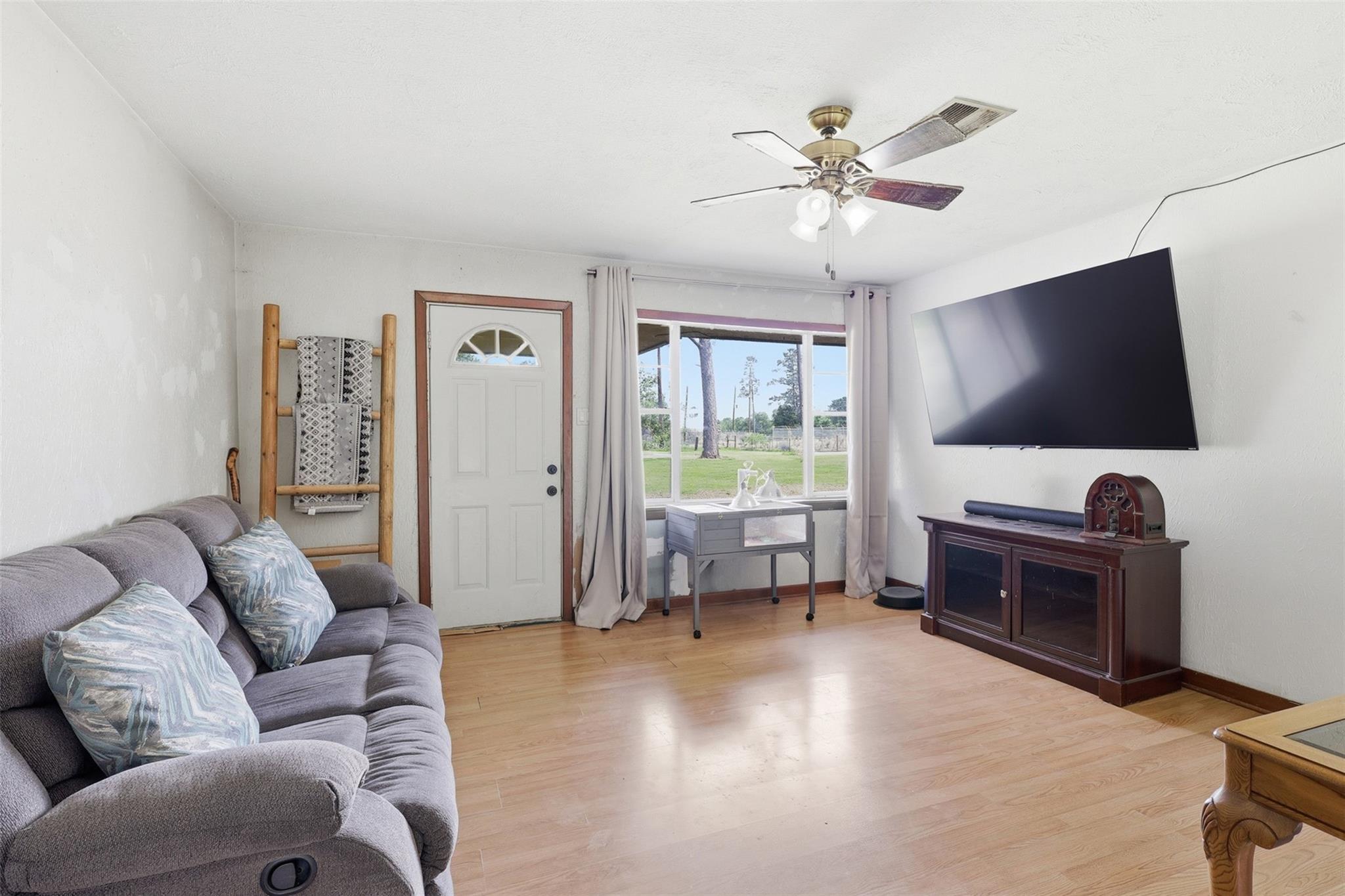 10024 Fm 563 Road