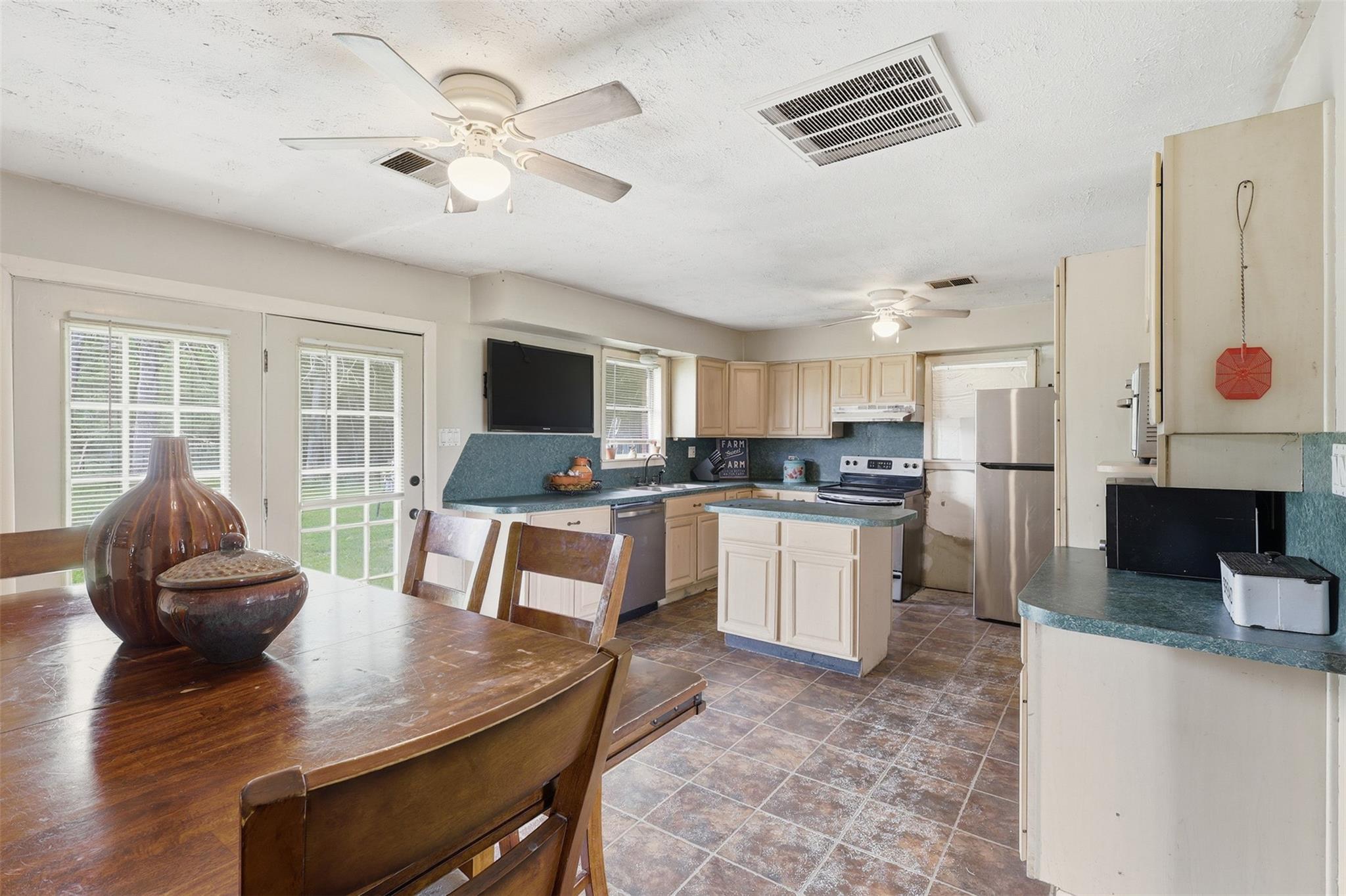 10024 Fm 563 Road