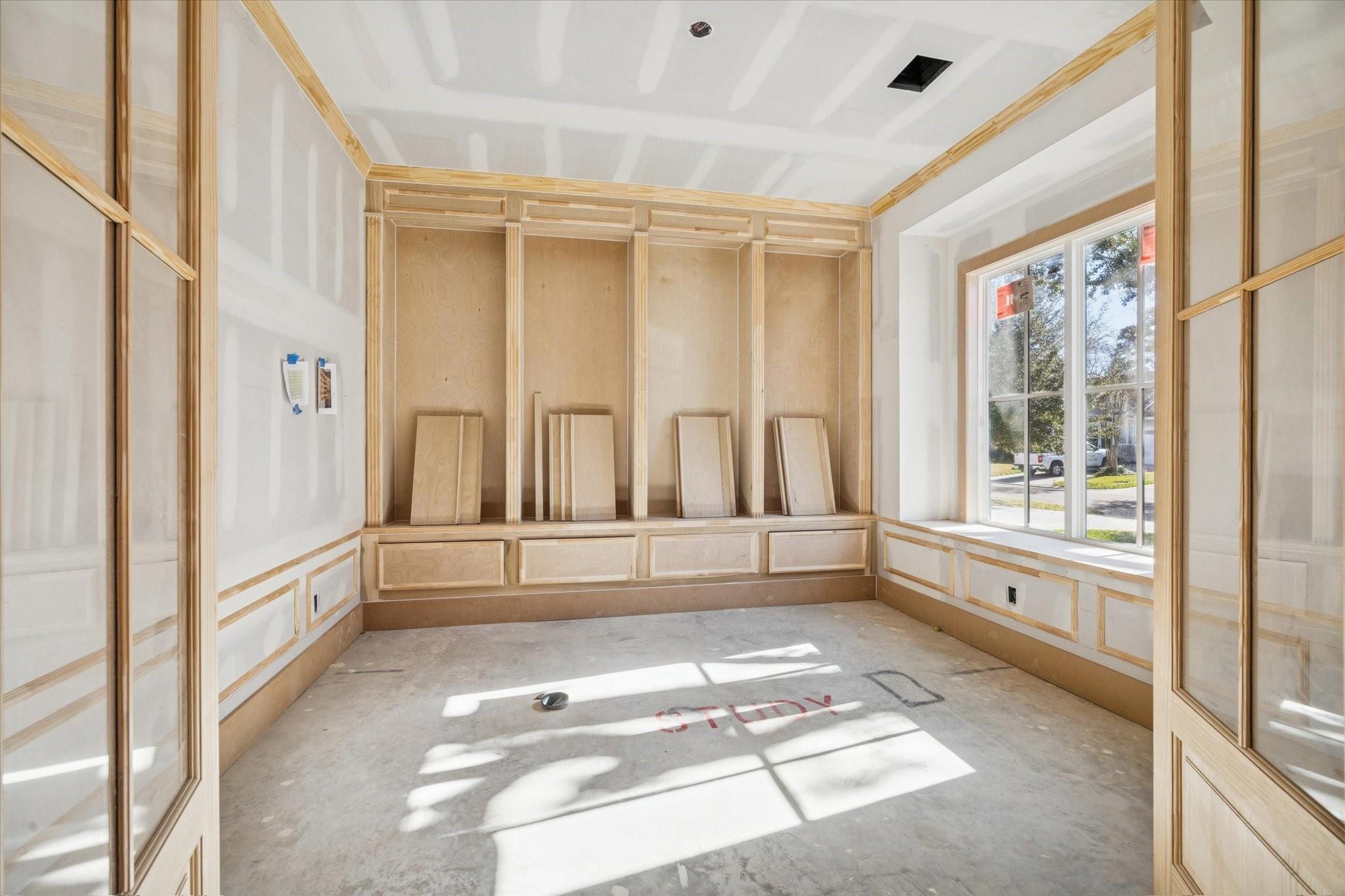 1614 Woodcrest Drive