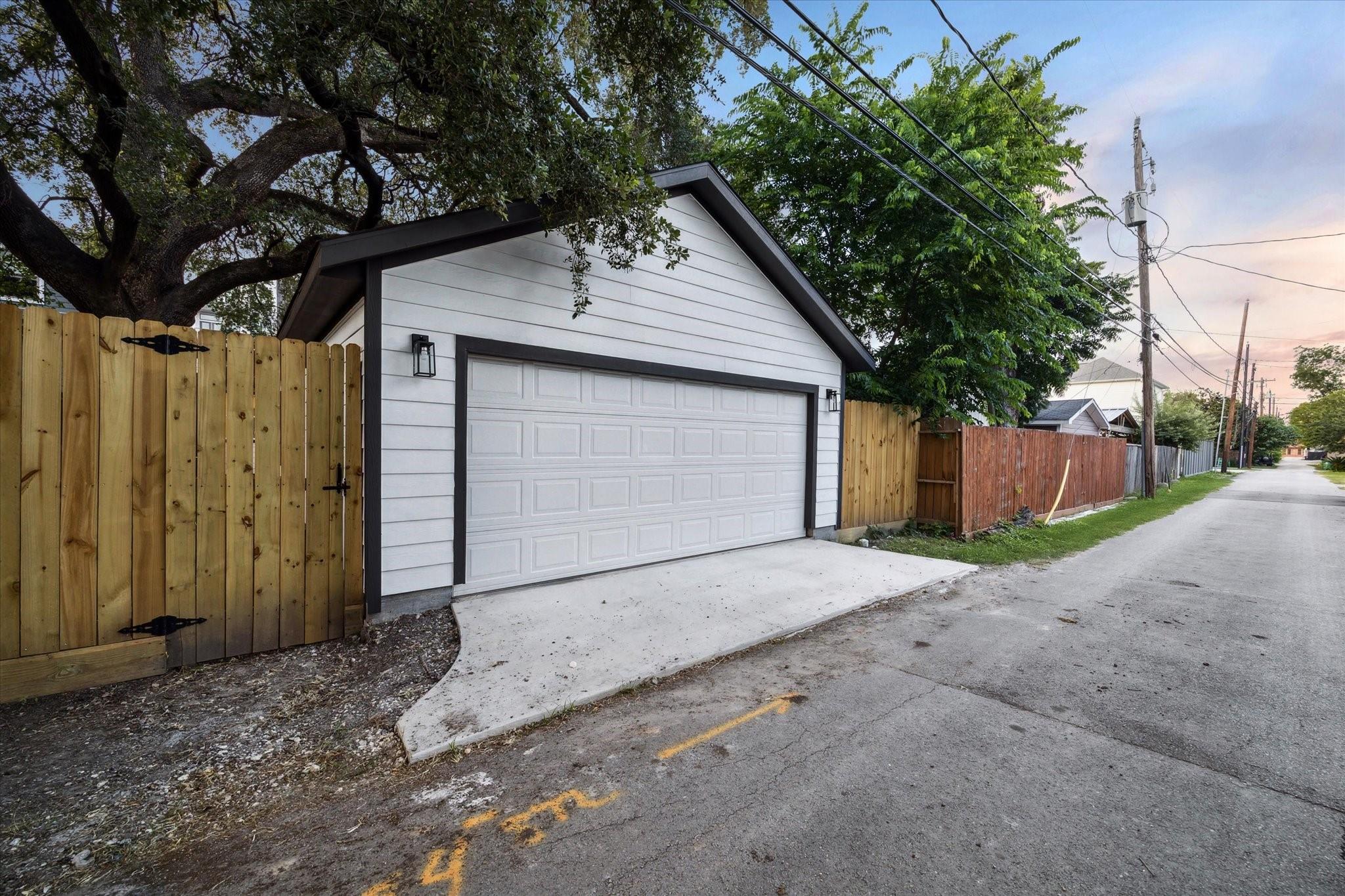 318 W 24th Street, Houston