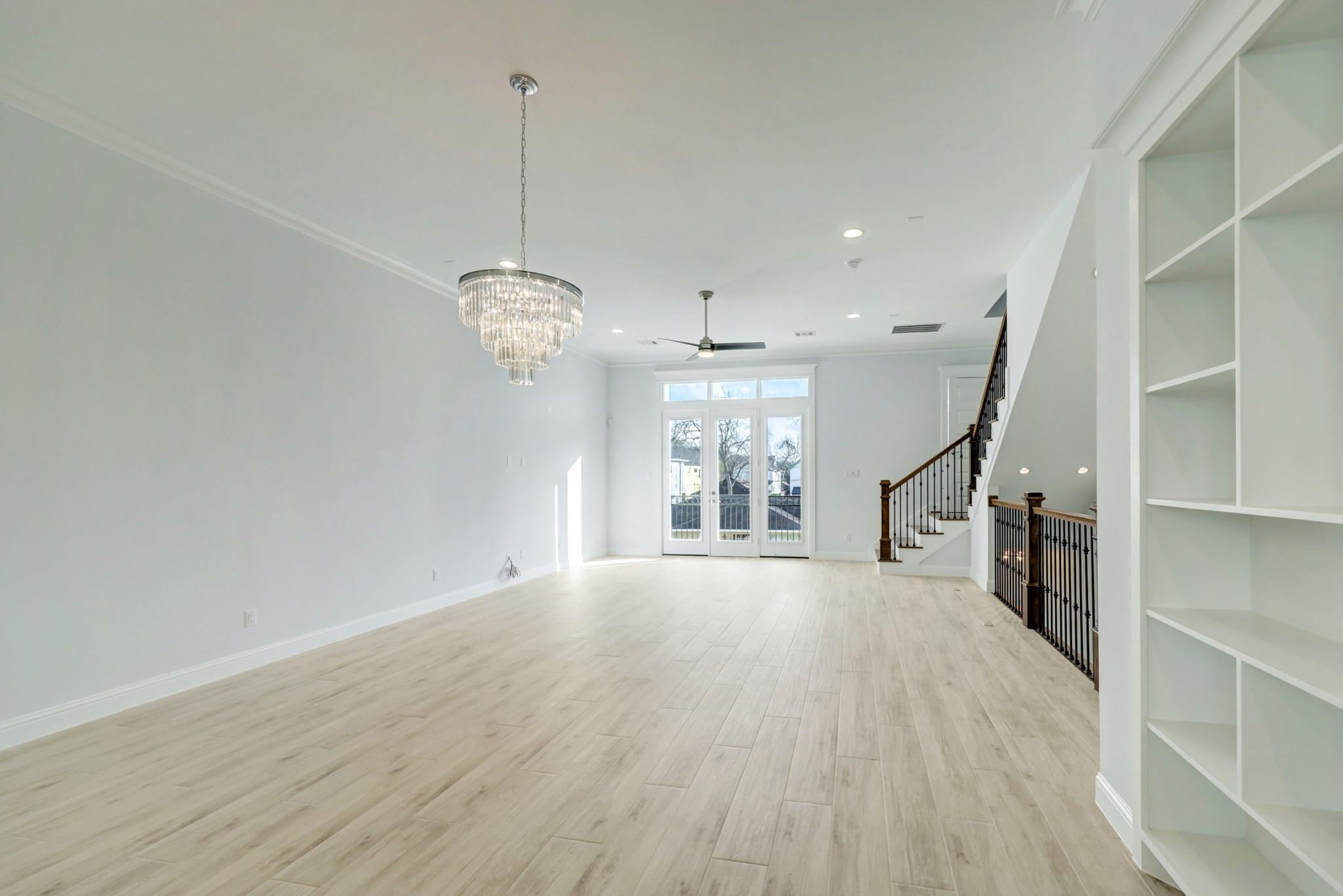 1007 E 28th Street