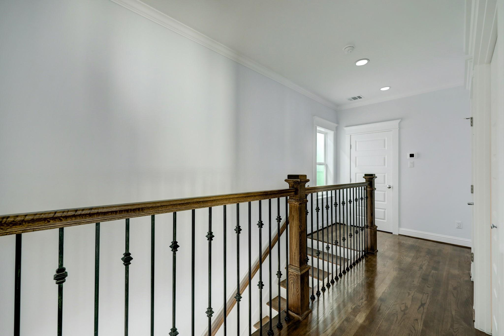 1007 E 28th Street