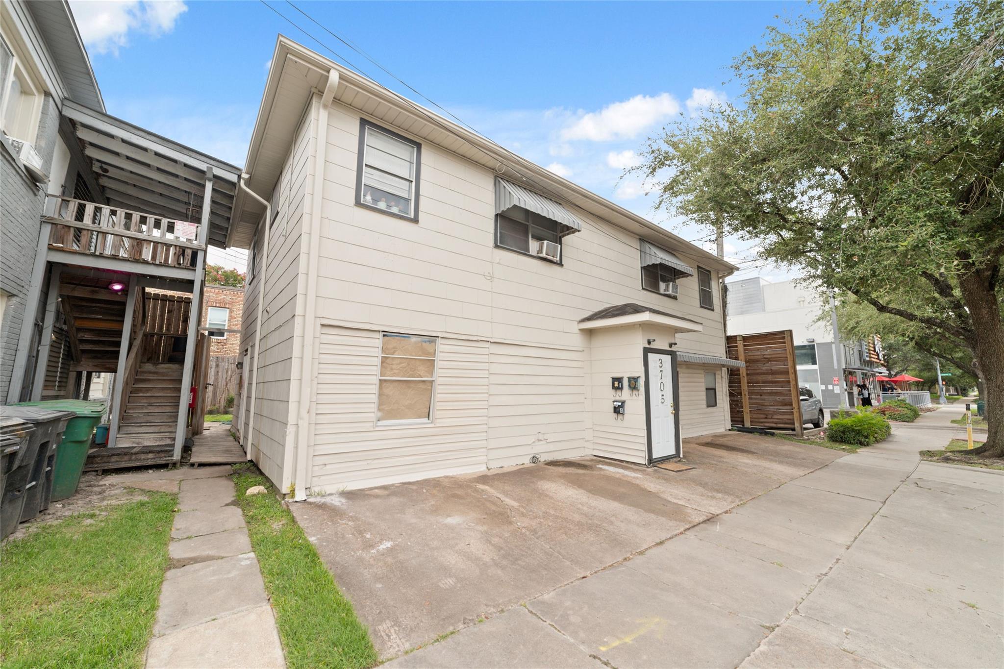 3705 Mandell Street # 7