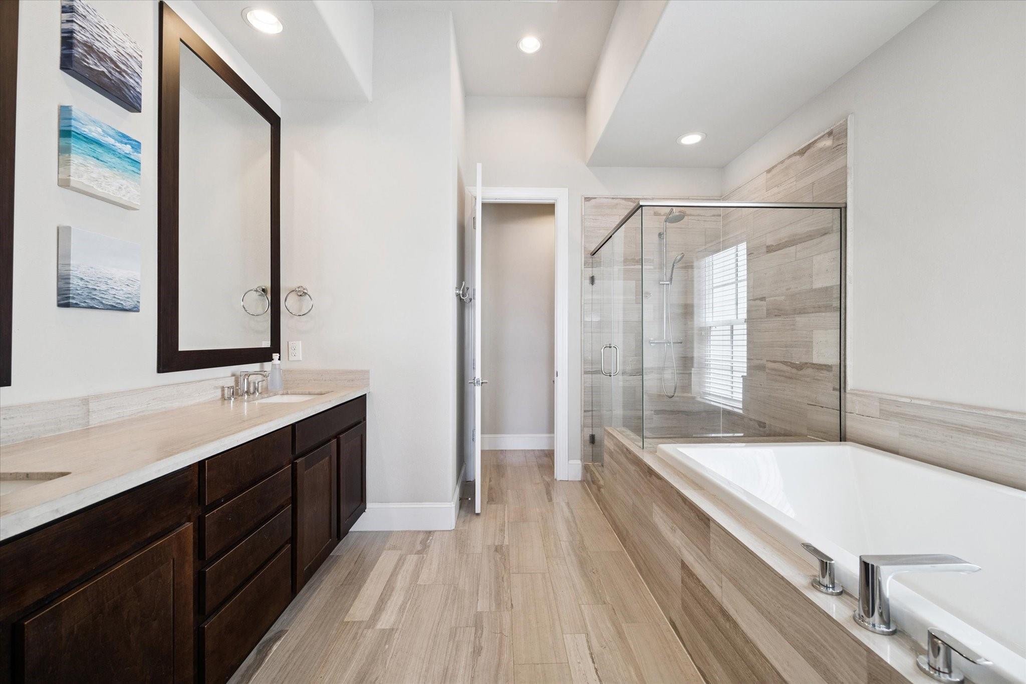 2006 Lou Ellen Lane # H