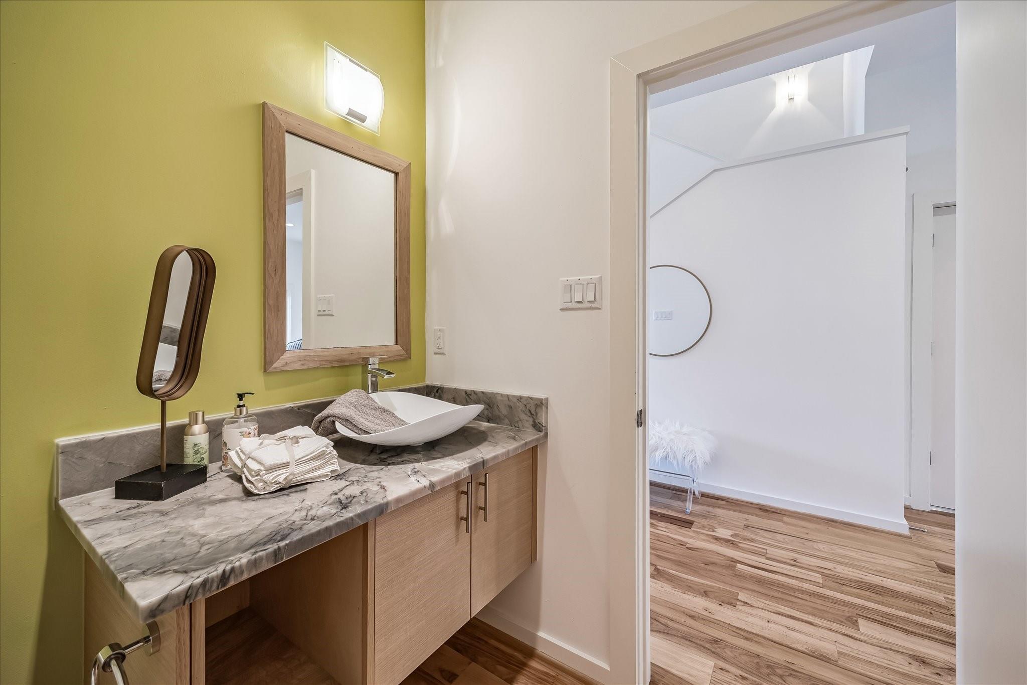 530 W 26th Street