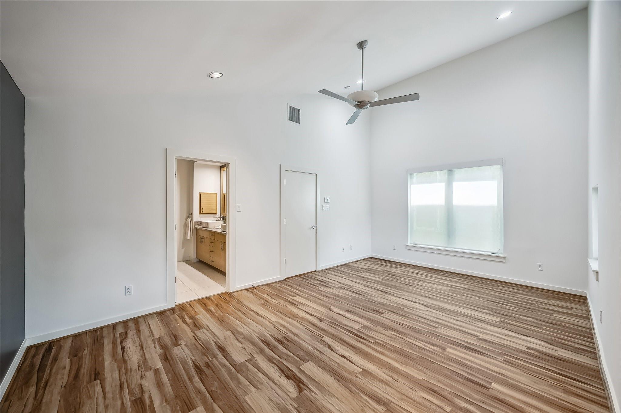 530 W 26th Street