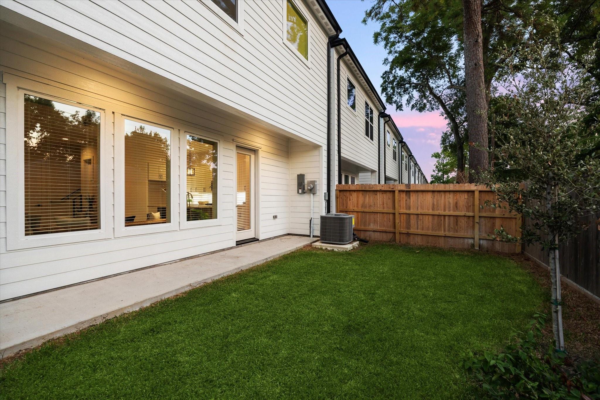 1850 W Tidwell Road