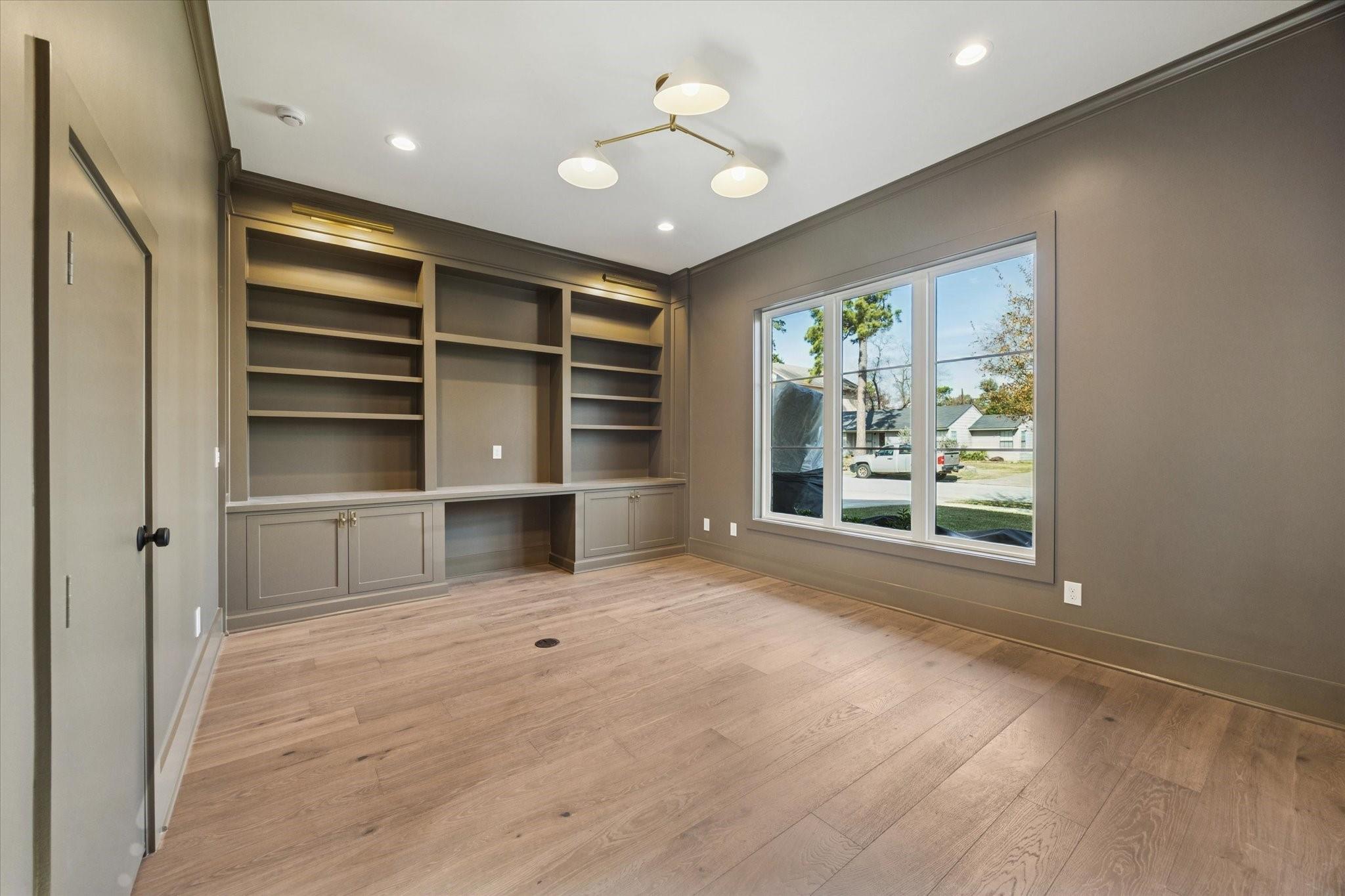 1243 Candlelight Lane