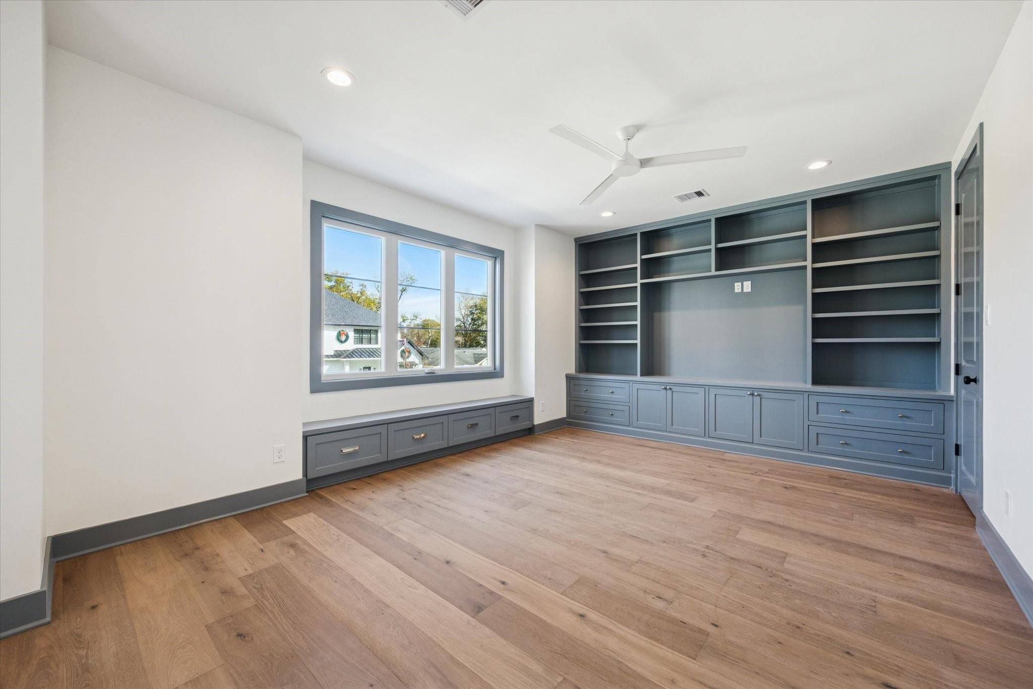 1243 Candlelight Lane