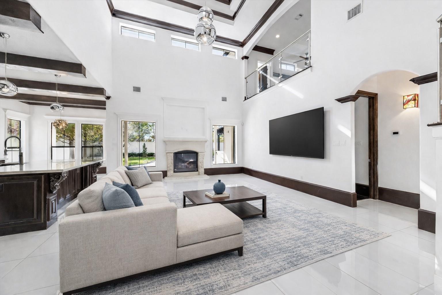 3942 Charleston Street