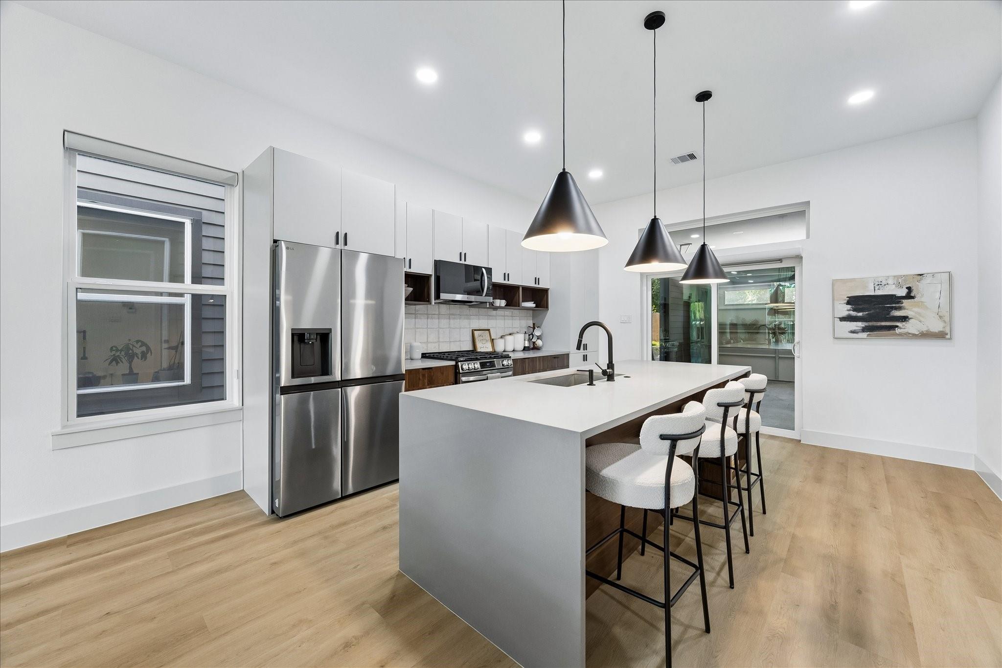 3411 Stonewall Street