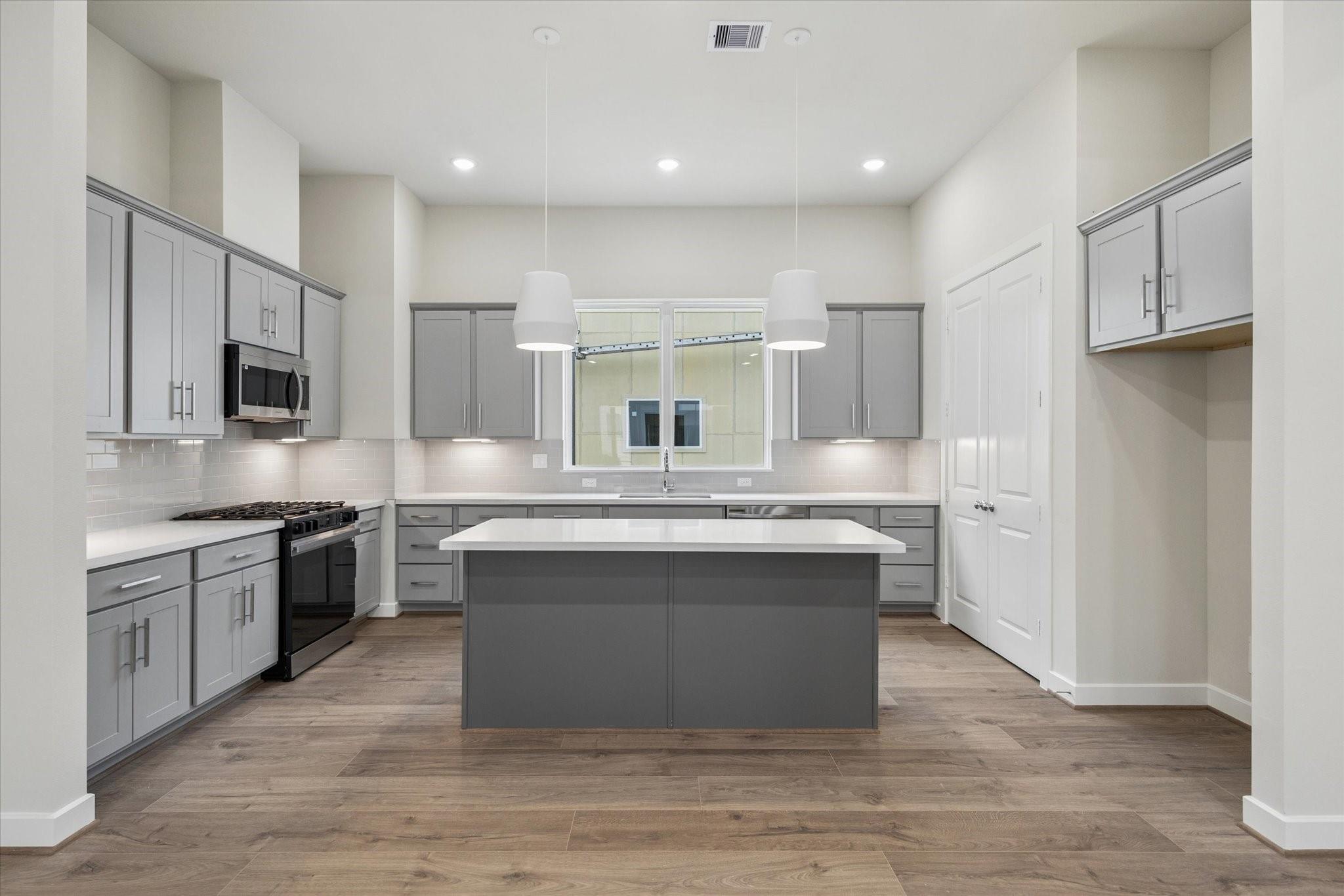 6330 Paddington Bend Drive