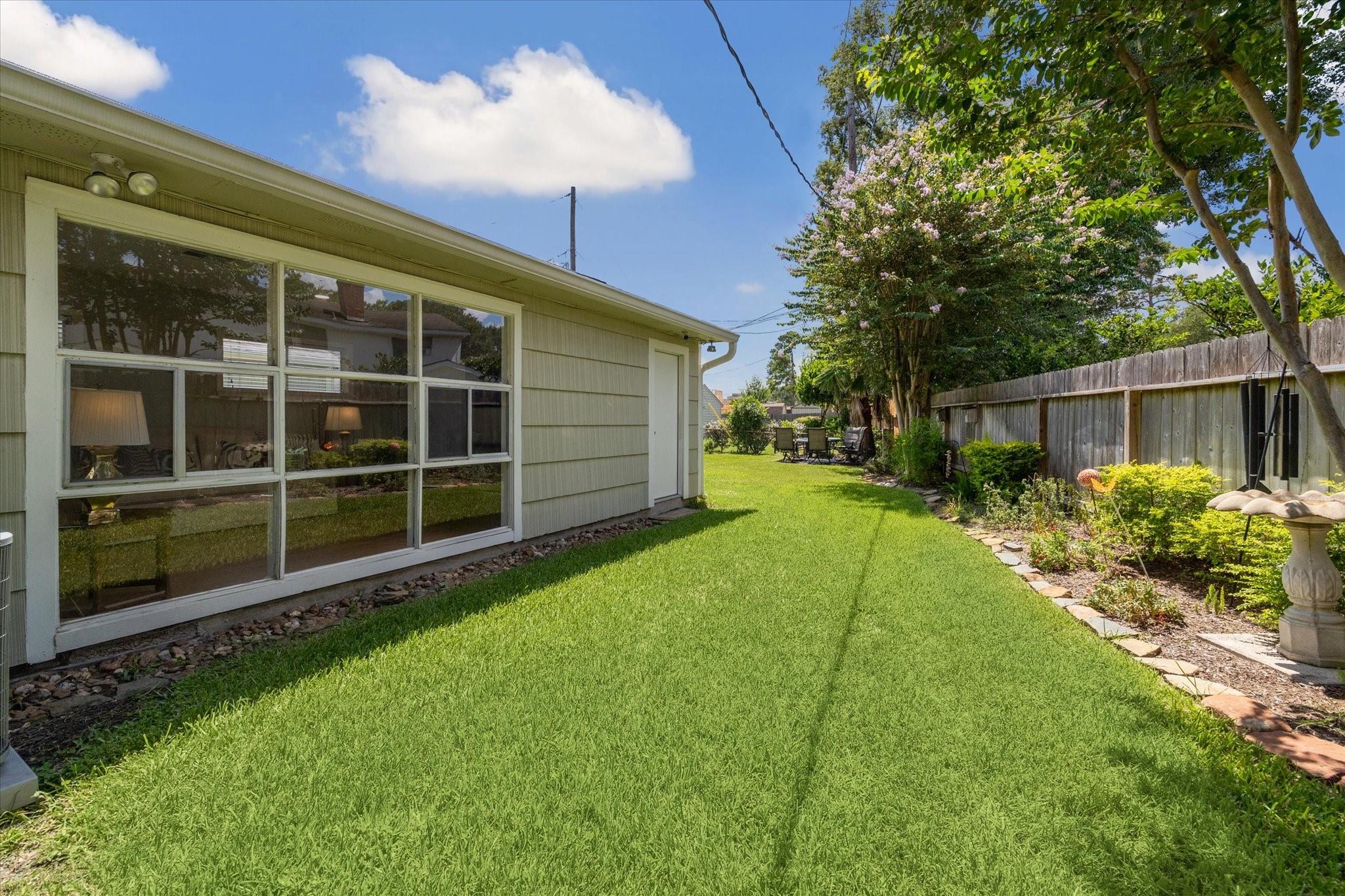 1402 Hewitt Drive