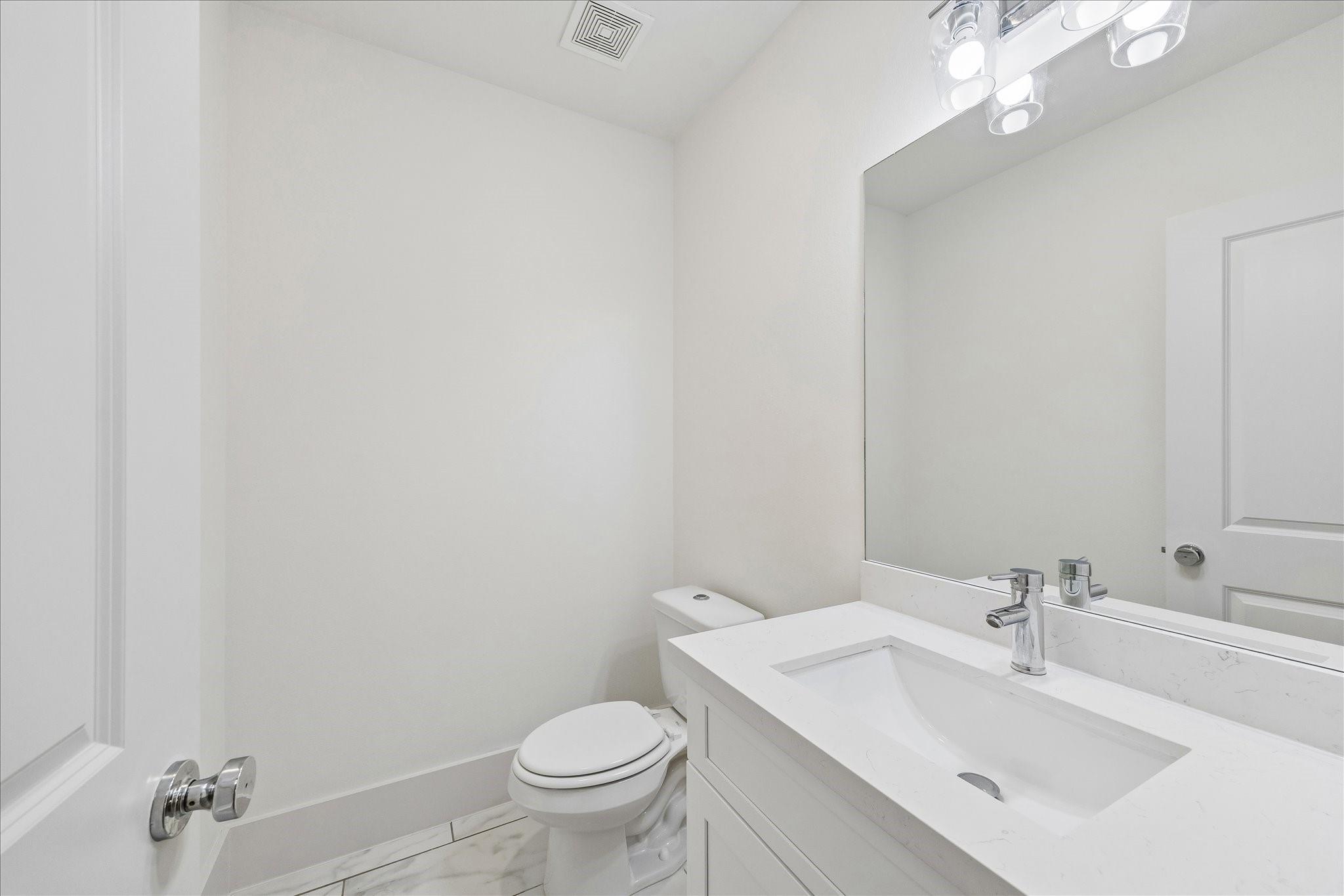 1222 W 21st Street