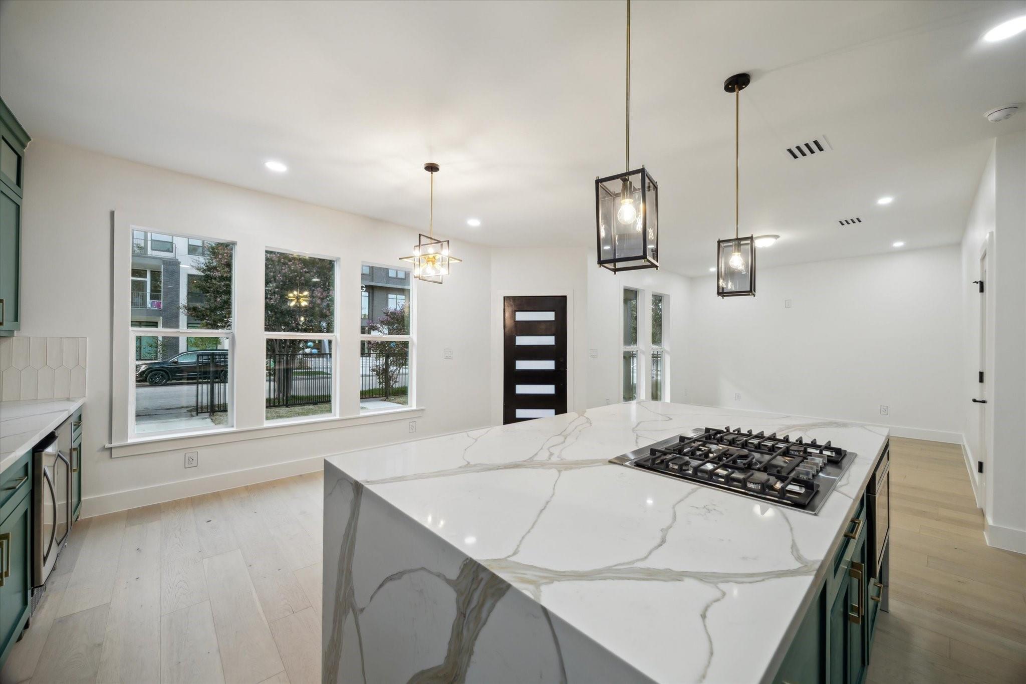 318 W 24th Street