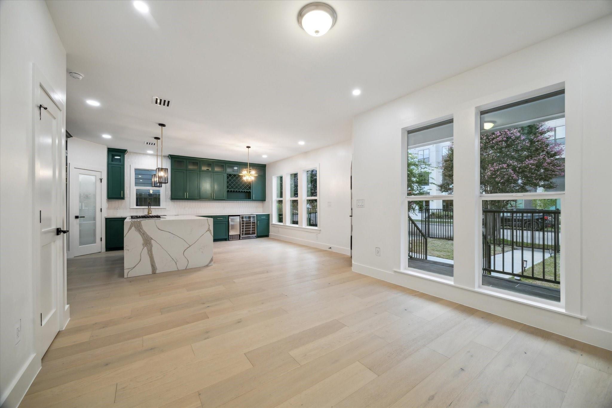 318 W 24th Street