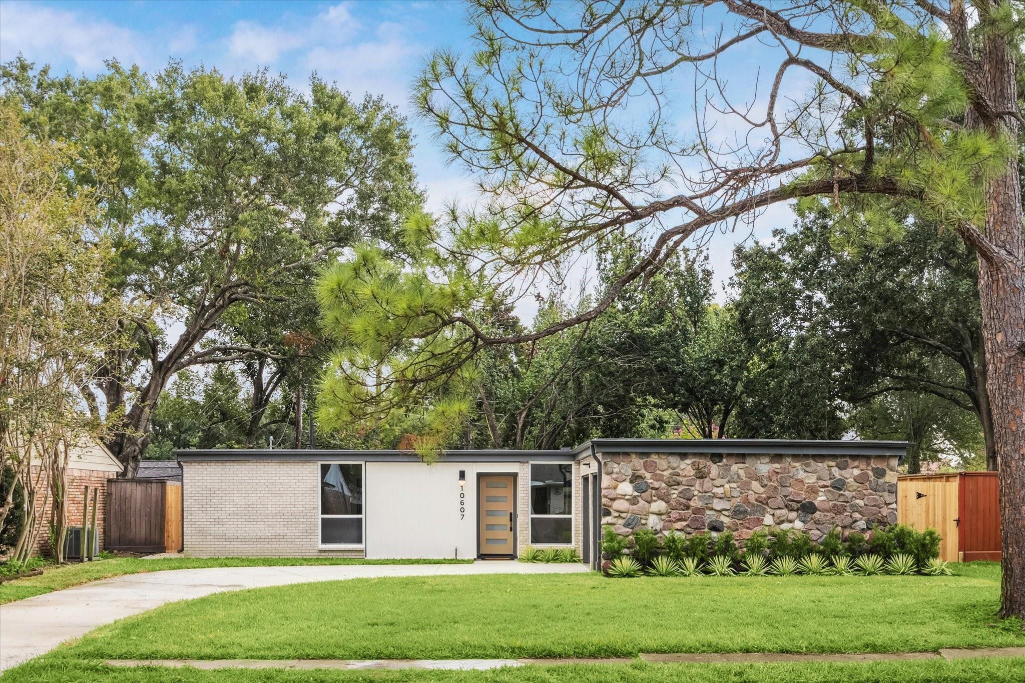 10607 Overbrook Lane