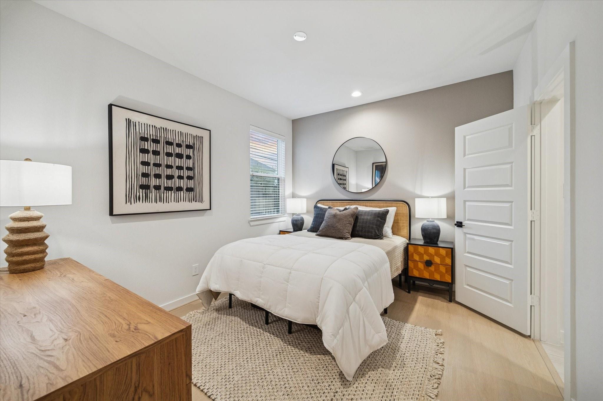 811 Thornton Road # B, Houston Unit: B