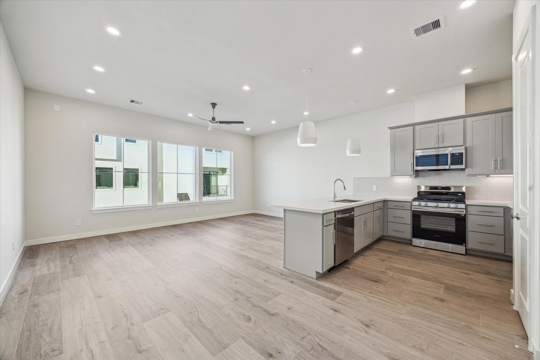 3913 Willowbend Point Drive