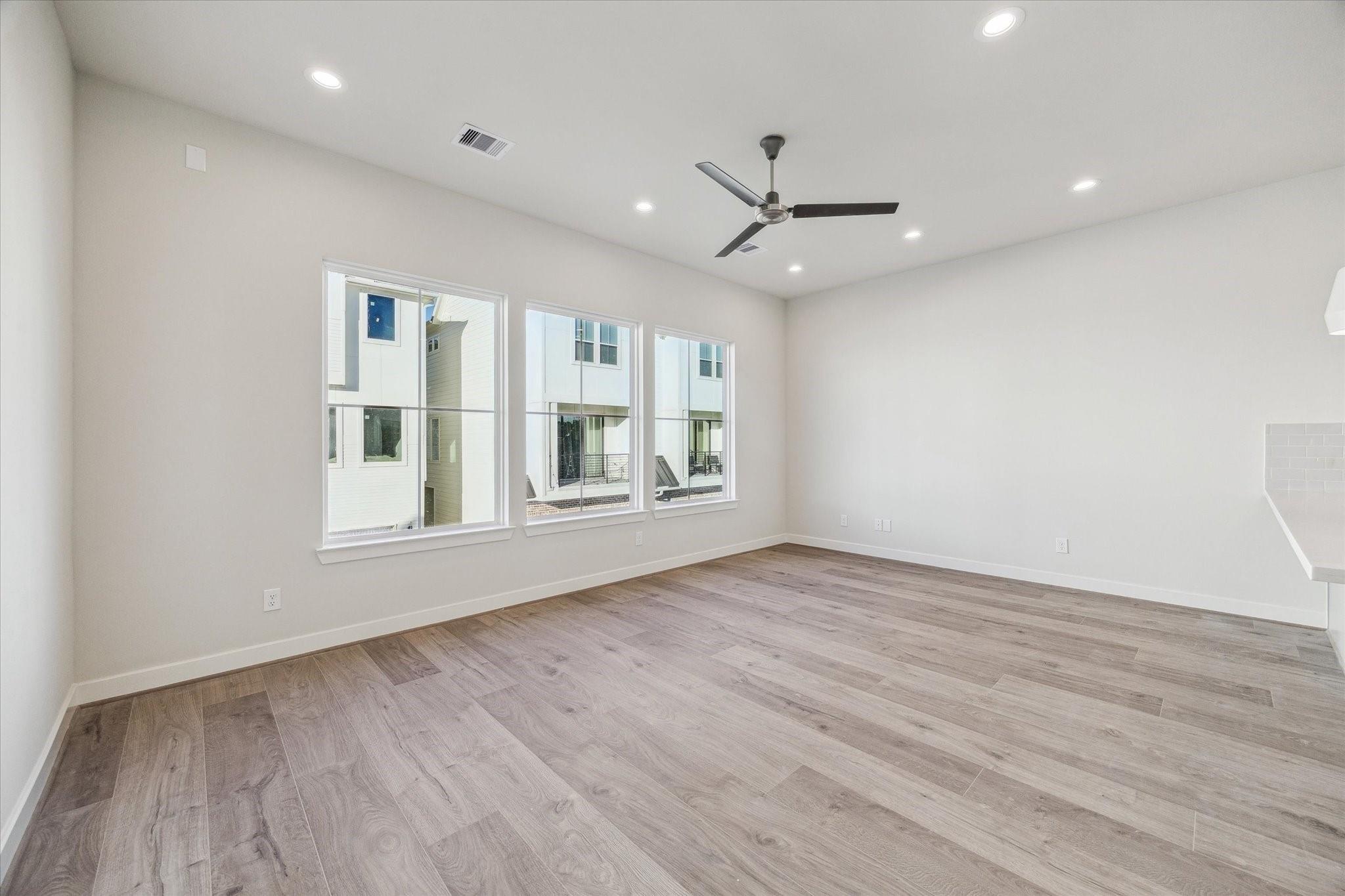 3913 Willowbend Point Drive