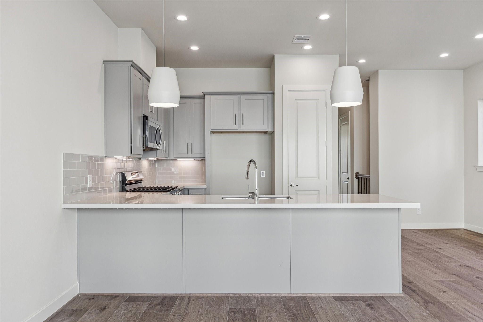 3913 Willowbend Point Drive