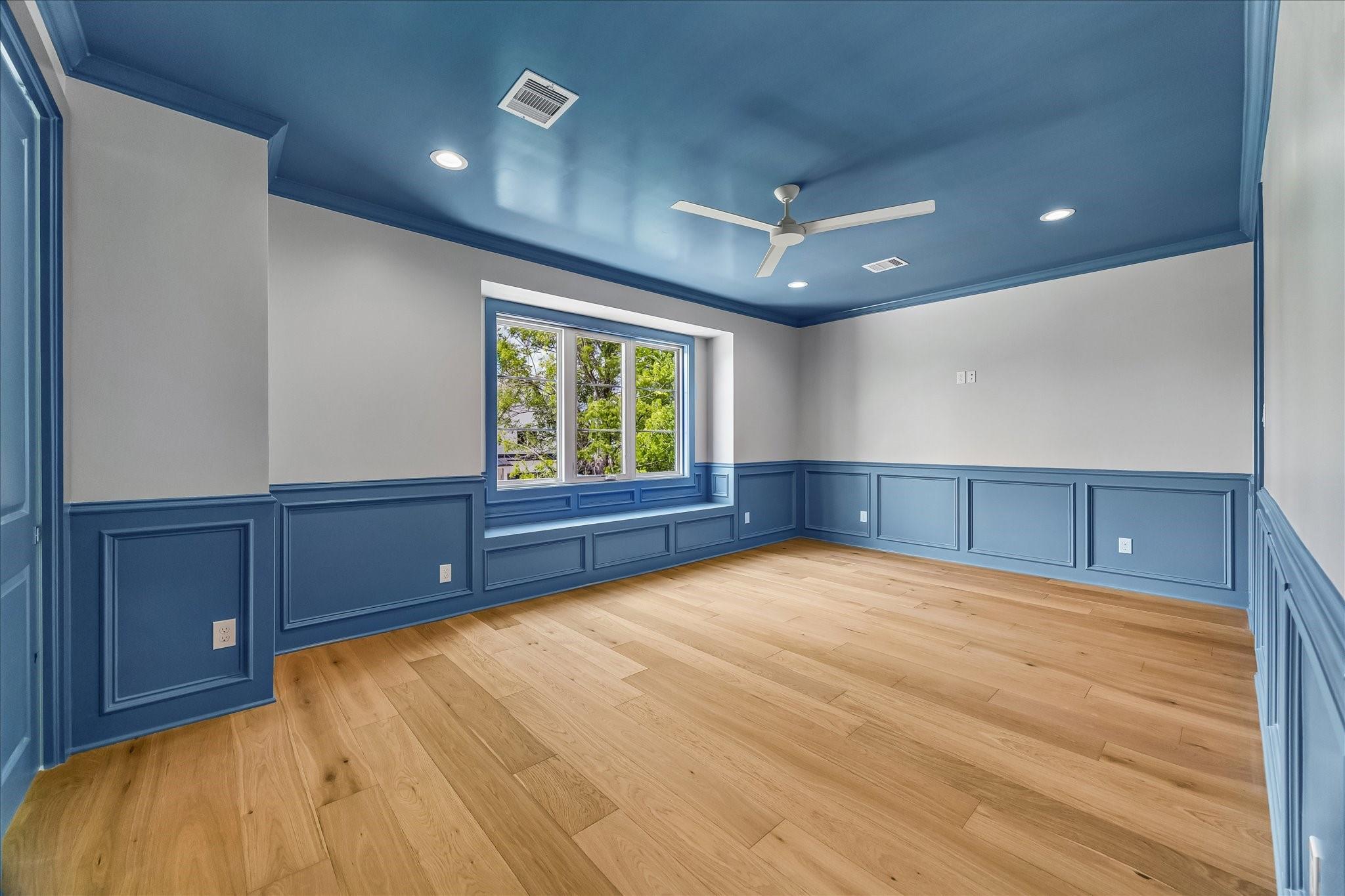 1714 Viking Drive