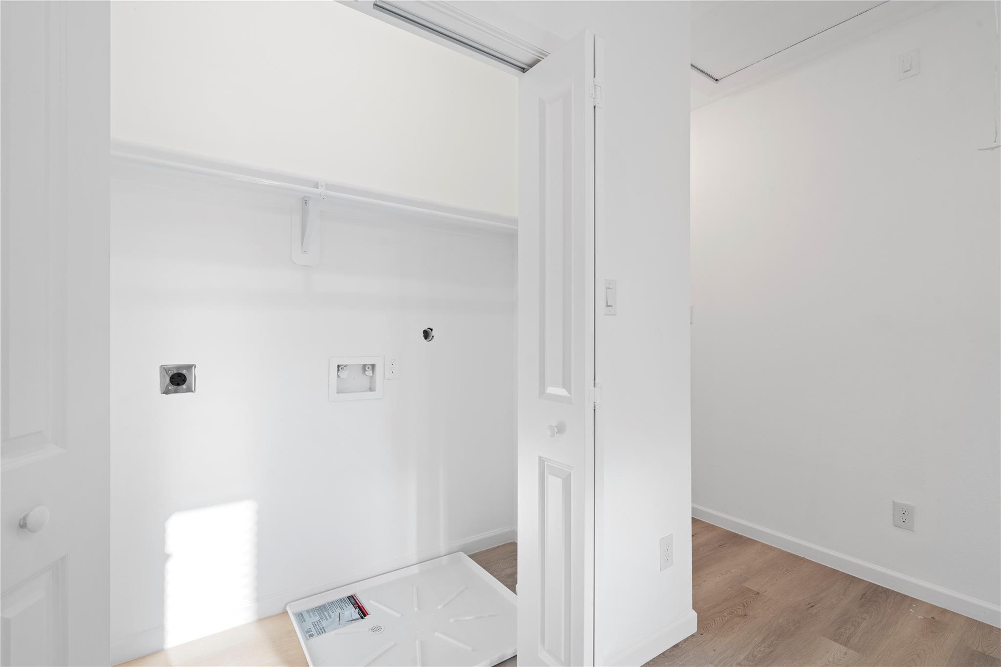 866 Rachel Street Unit: E